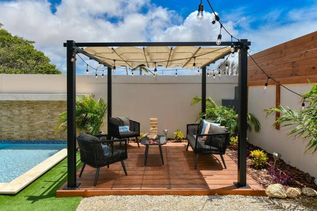 One Happy Getaway on One Happy Island