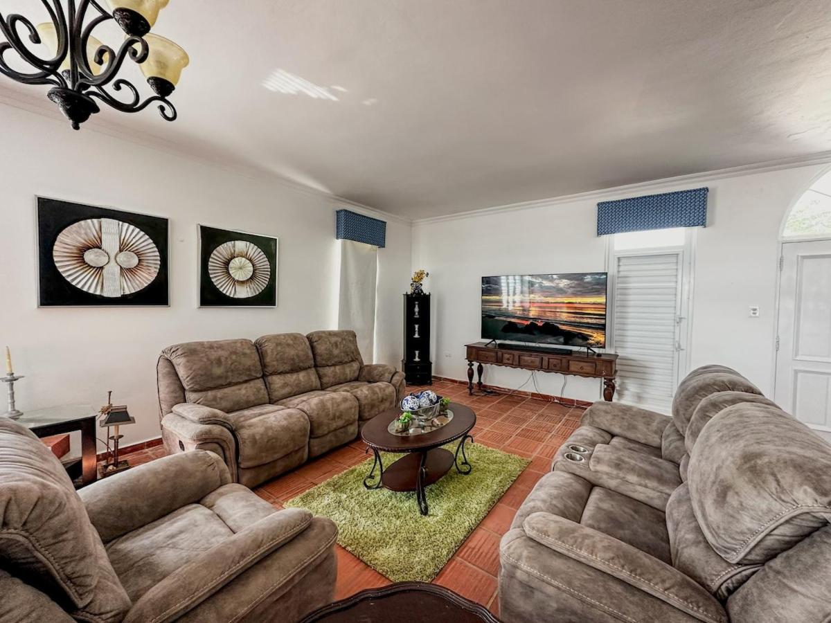 La Rinconada Beachfront Retreat