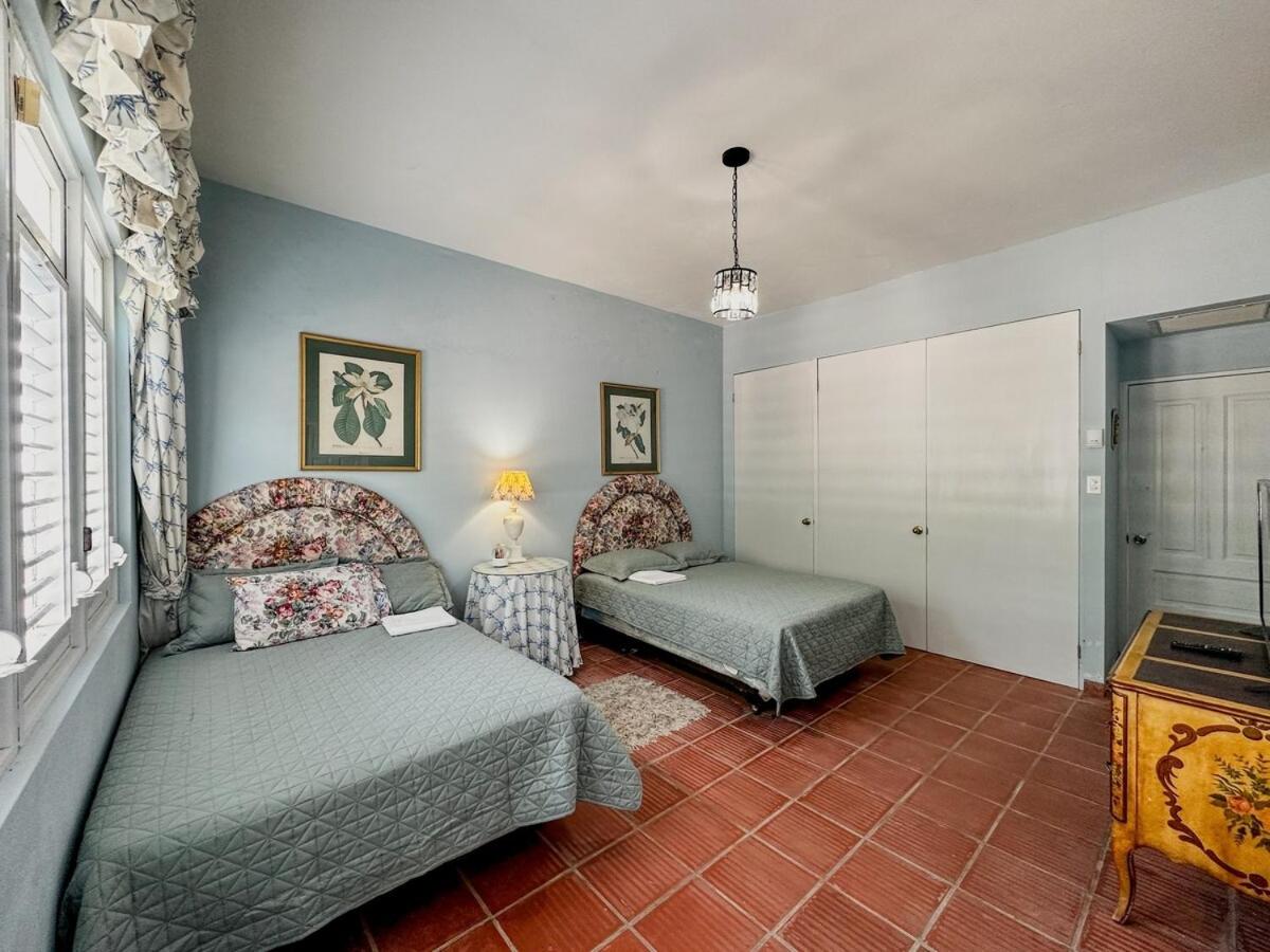 La Rinconada Beachfront Retreat