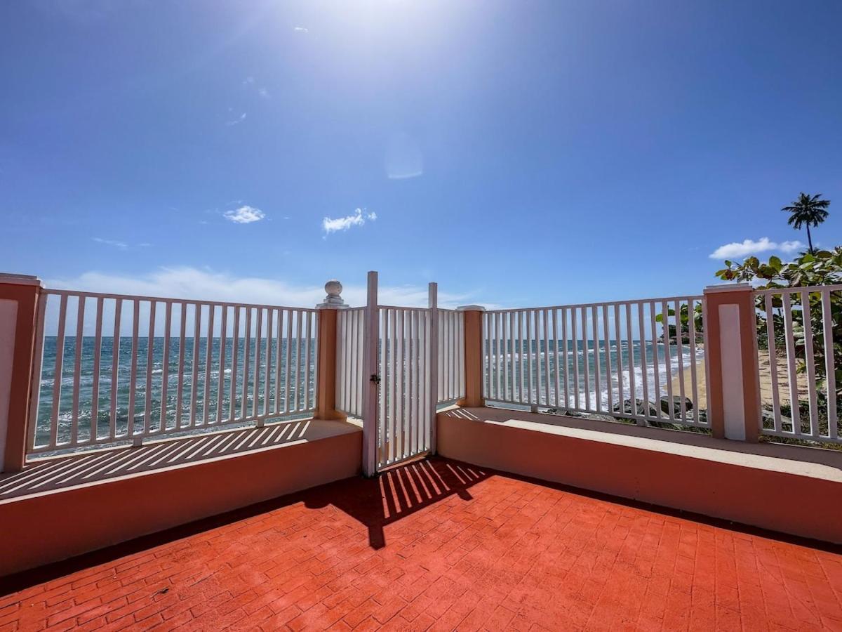 La Rinconada Beachfront Retreat