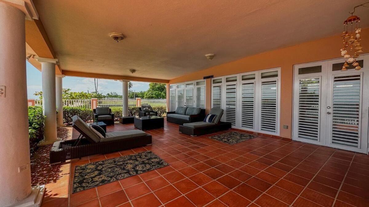 La Rinconada Beachfront Retreat