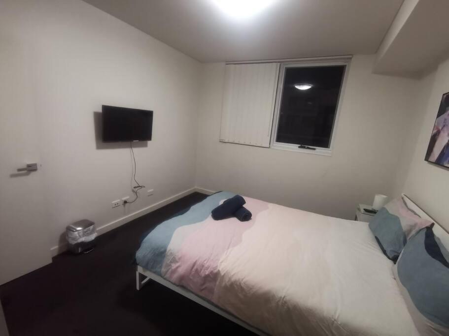 Modern Luxury 3 Bedrm Apt Close to Parramatta, CBD