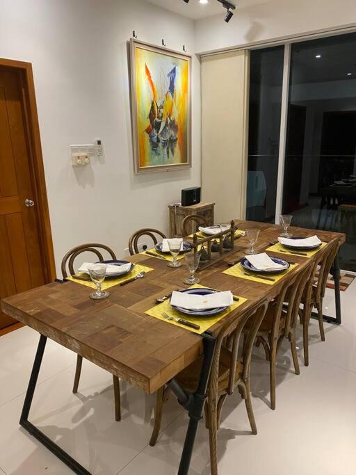Luxury penthouse , Nilaveli, Srilanka view 4