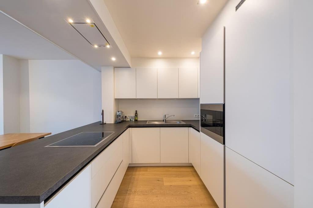 Renovated 2-Bedroom Apartment in Oostende