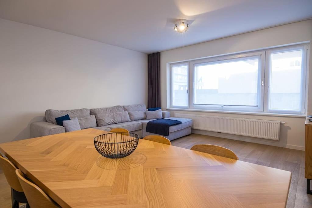 Renovated 2-Bedroom Apartment in Oostende