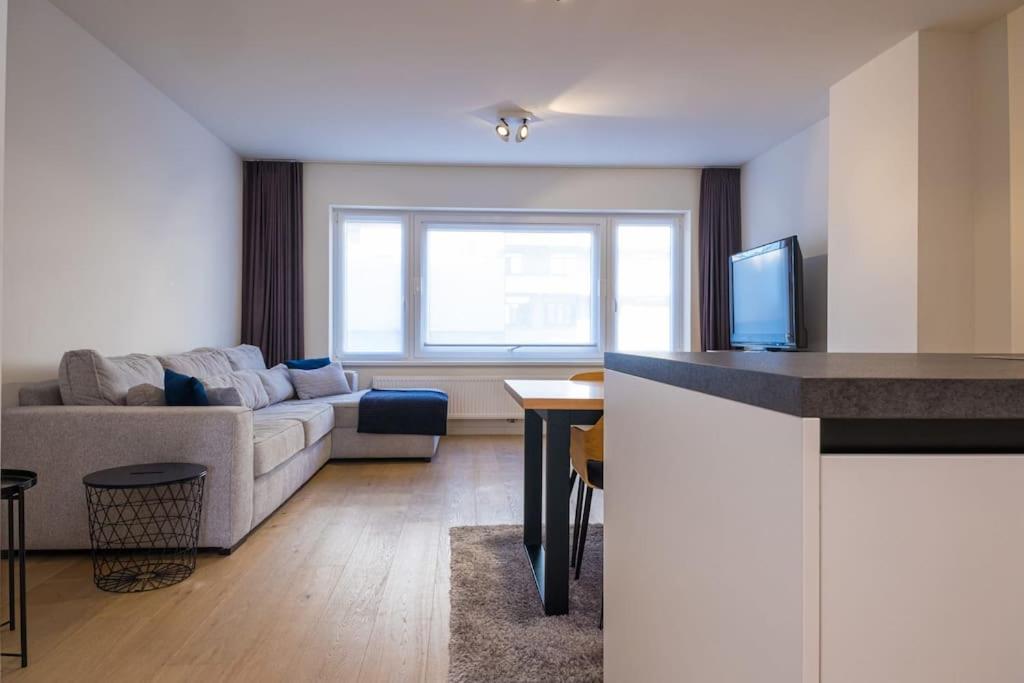 Renovated 2-Bedroom Apartment in Oostende