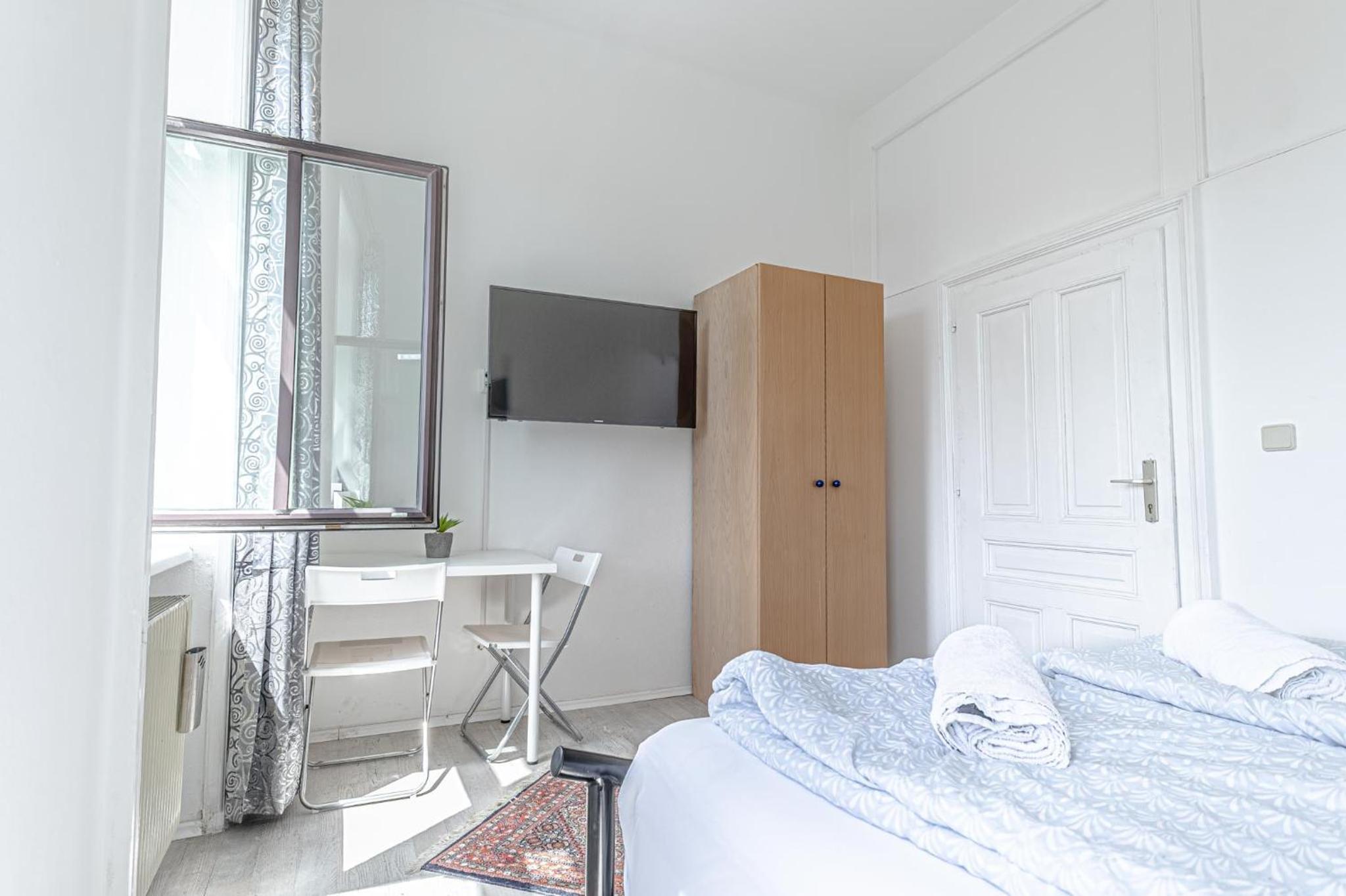Modern Private Rooms in the Heart of Vienna City
