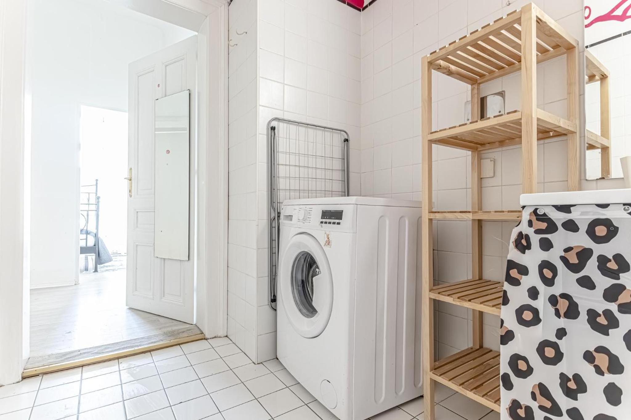 Modern Private Rooms in the Heart of Vienna City