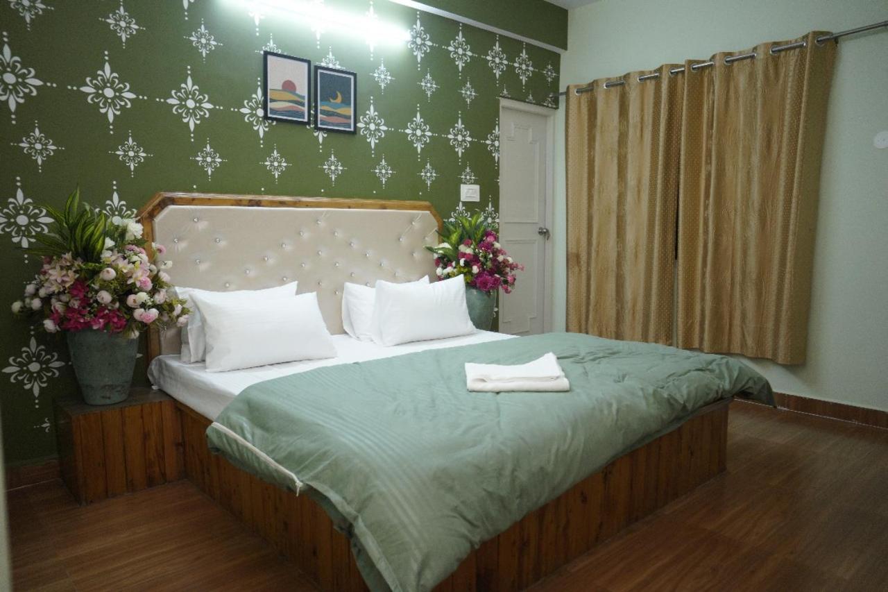 Purple Tree Villa view 5