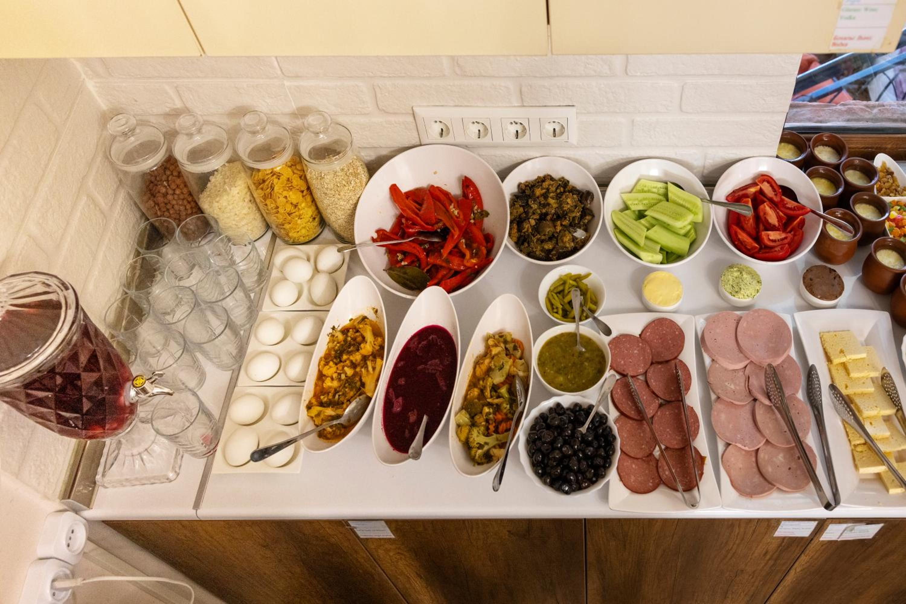 Photo 33