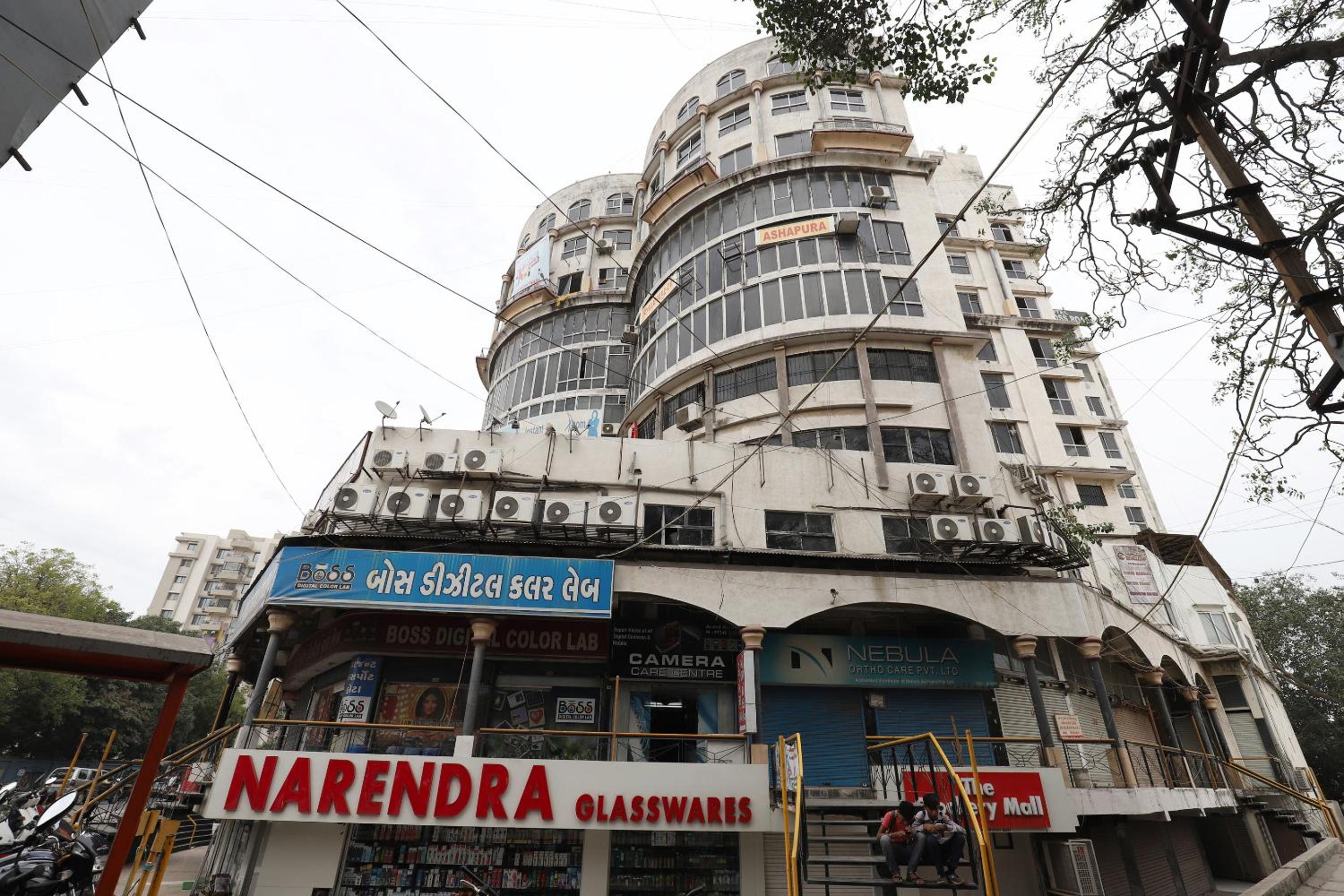 Hotel Nova Cross Road view 4