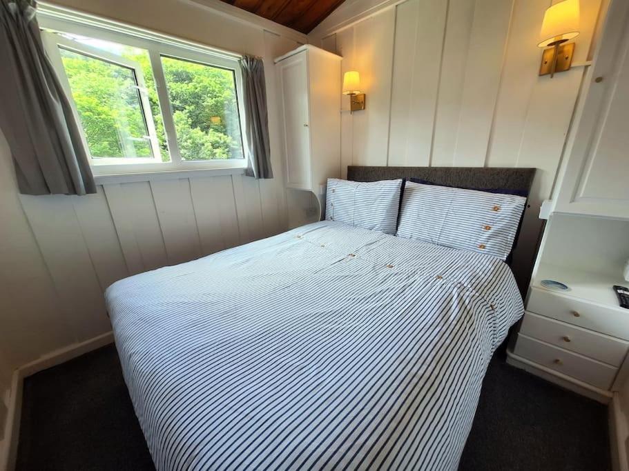 Bantry Cottage at Crackington Haven, near Bude and Boscastle, Cornwall