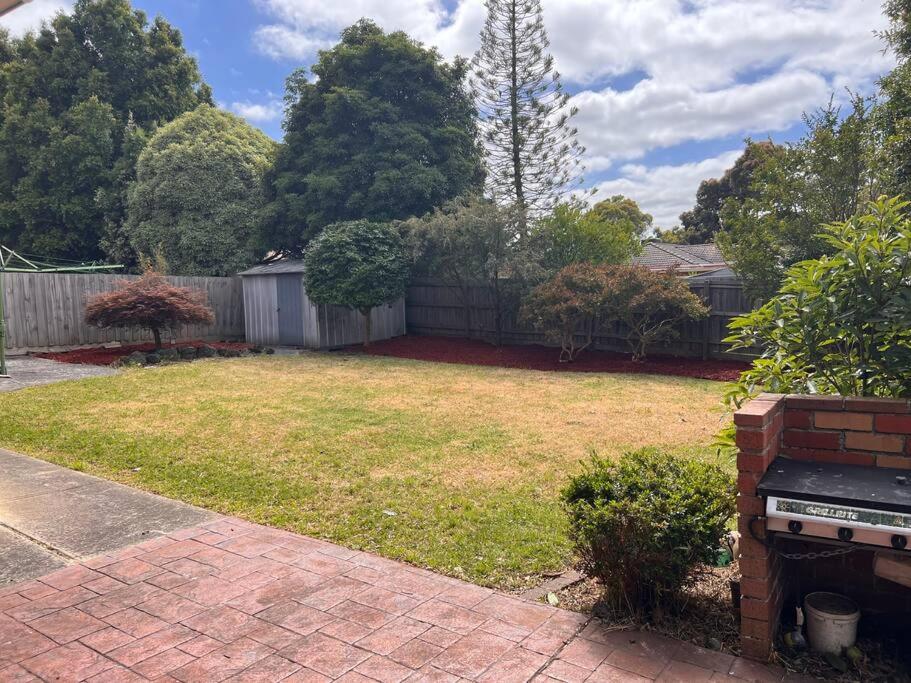 Family home- close to Knox City & Dandenong Ranges