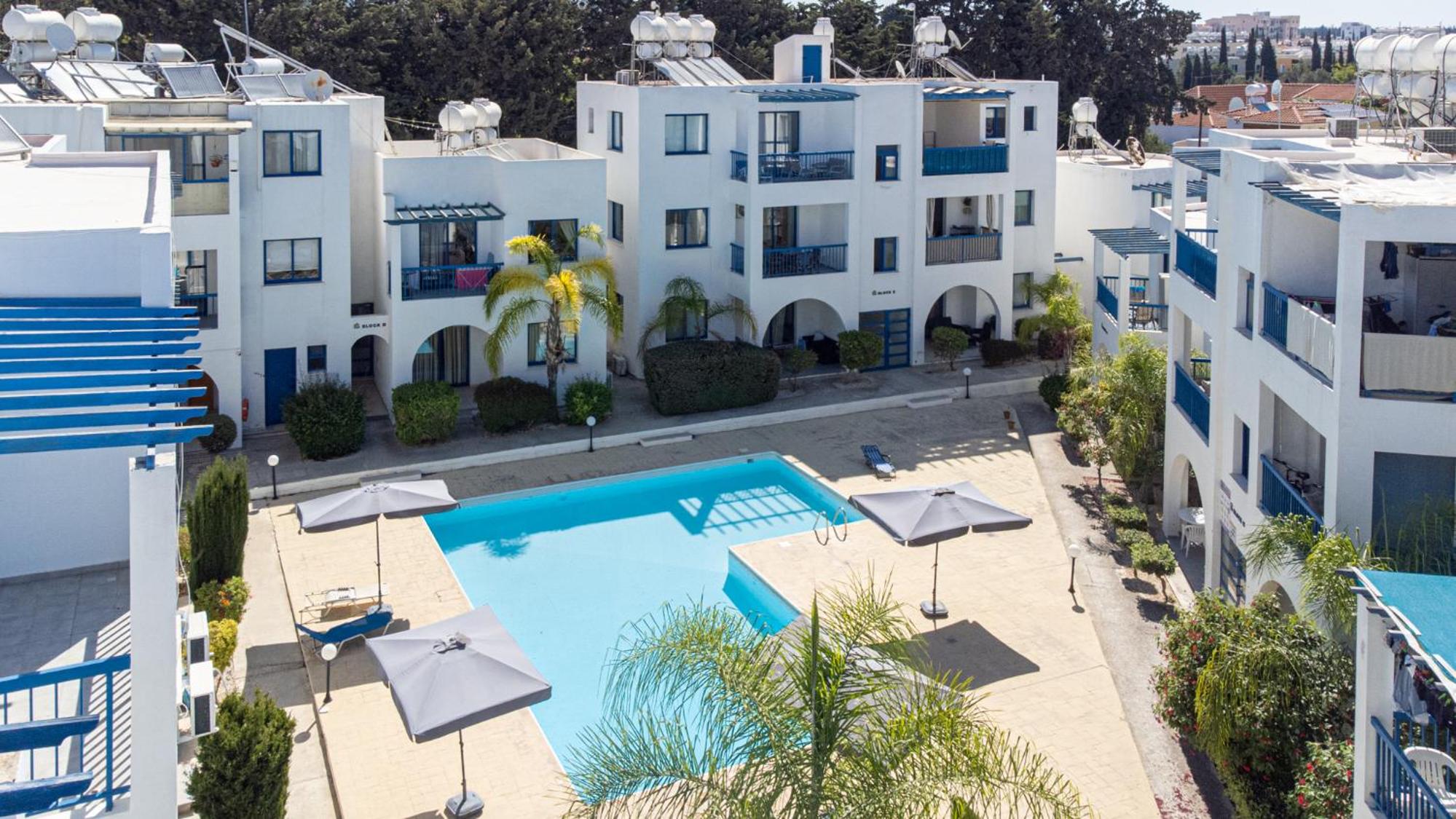 Diana Oasis 1B, Pool, Center Paphos