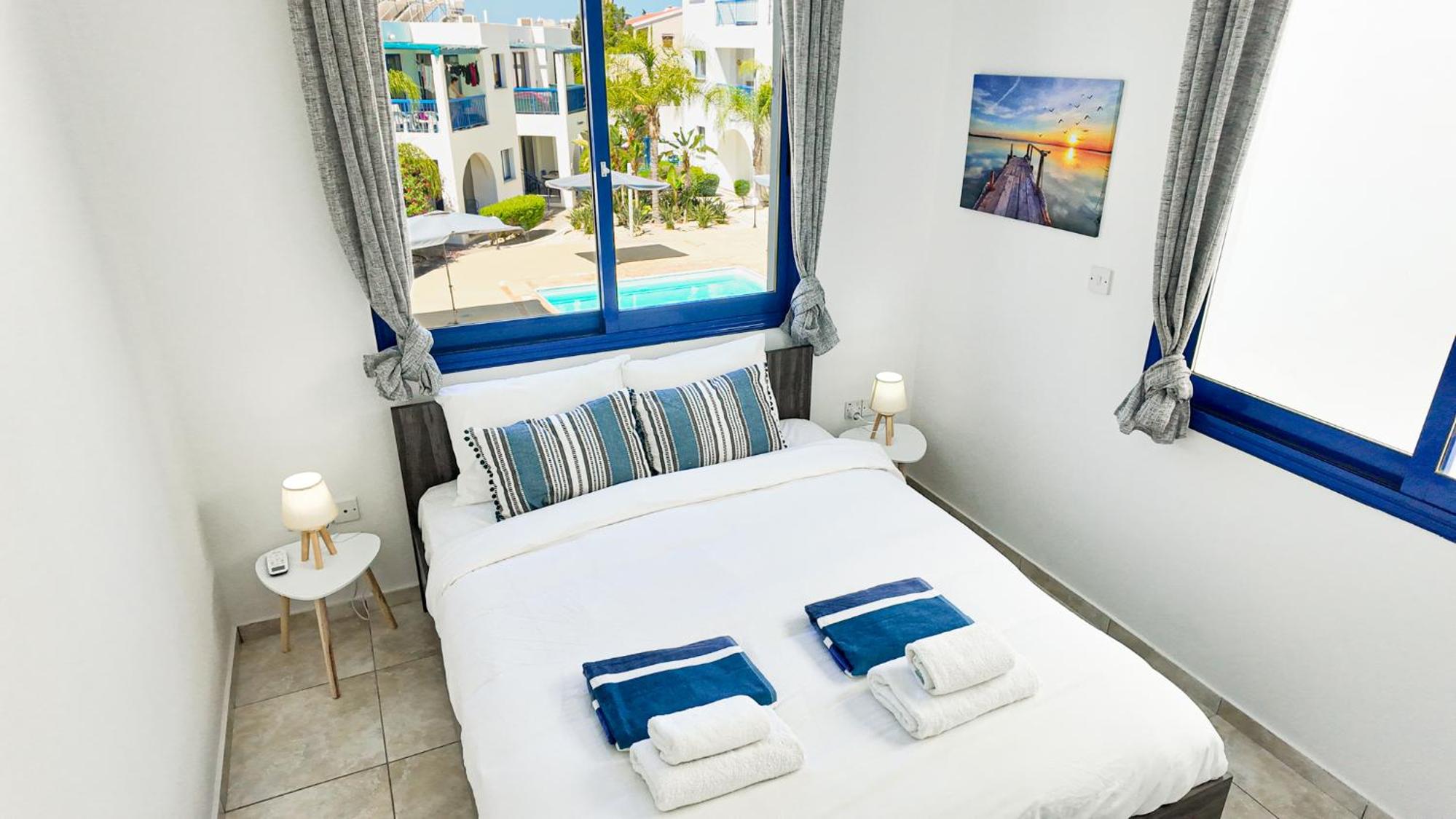 Diana Oasis 1B, Pool, Center Paphos