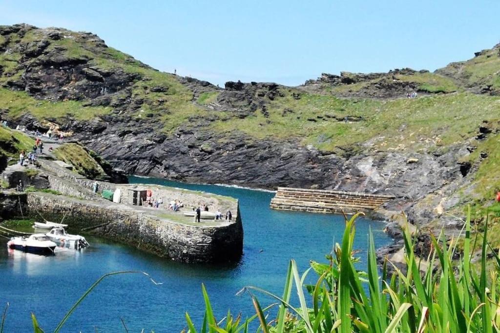 Rusey Cottage at Crackington Haven, near Bude and Boscastle, Cornwall