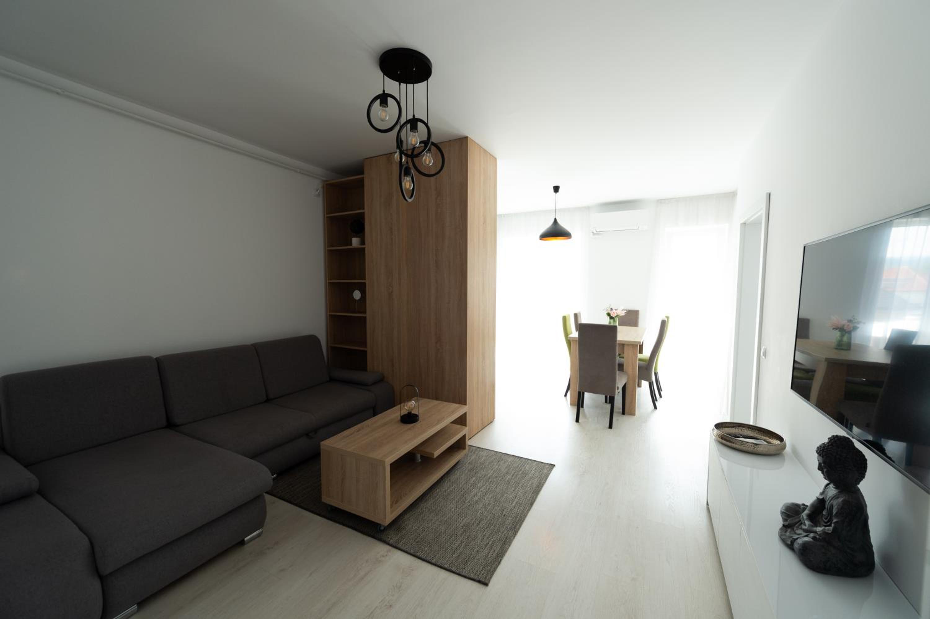 Marble Central Residence view 3
