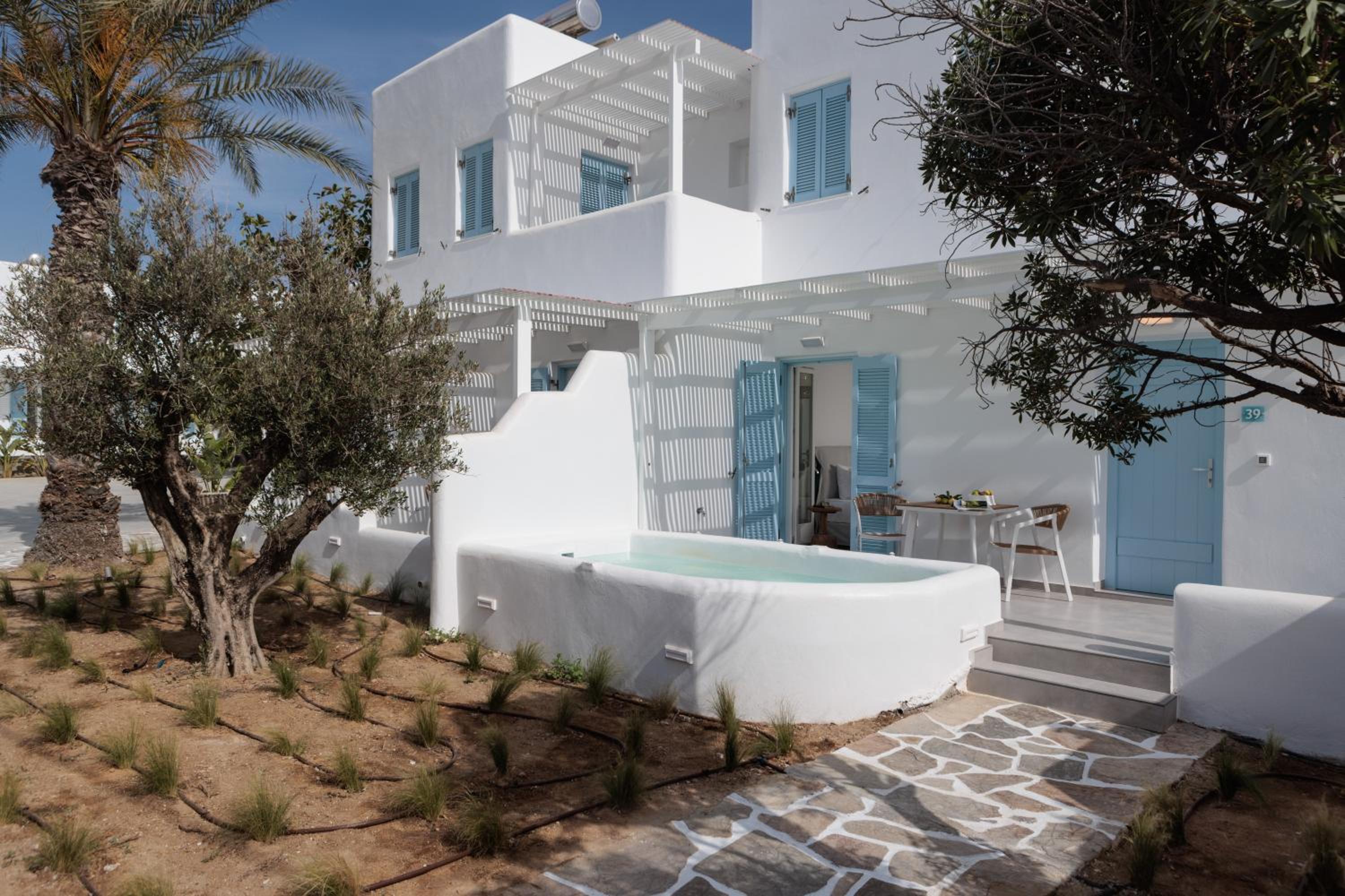 Agia Anna Living
