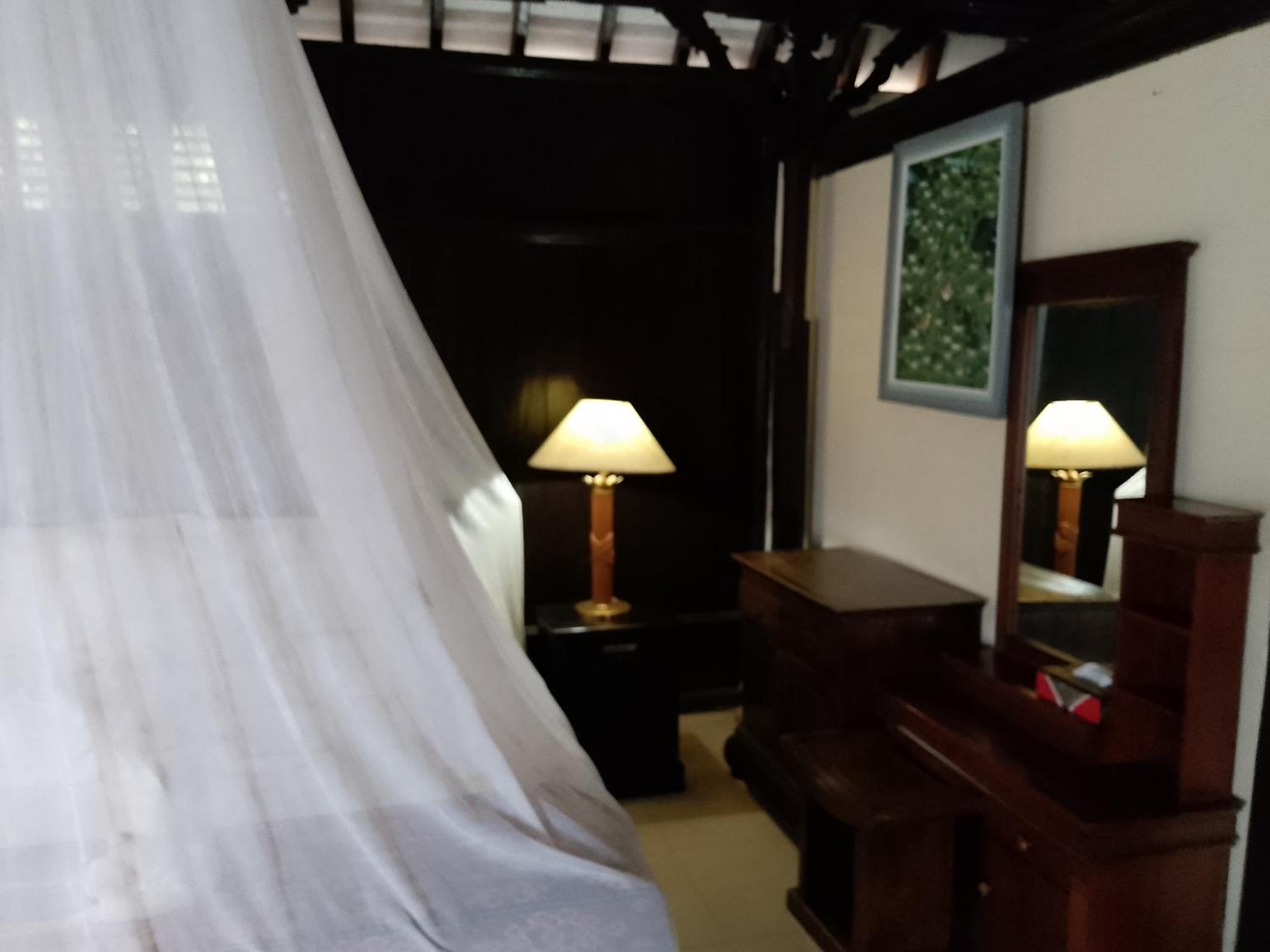 Villa bungalow restoApung view 3