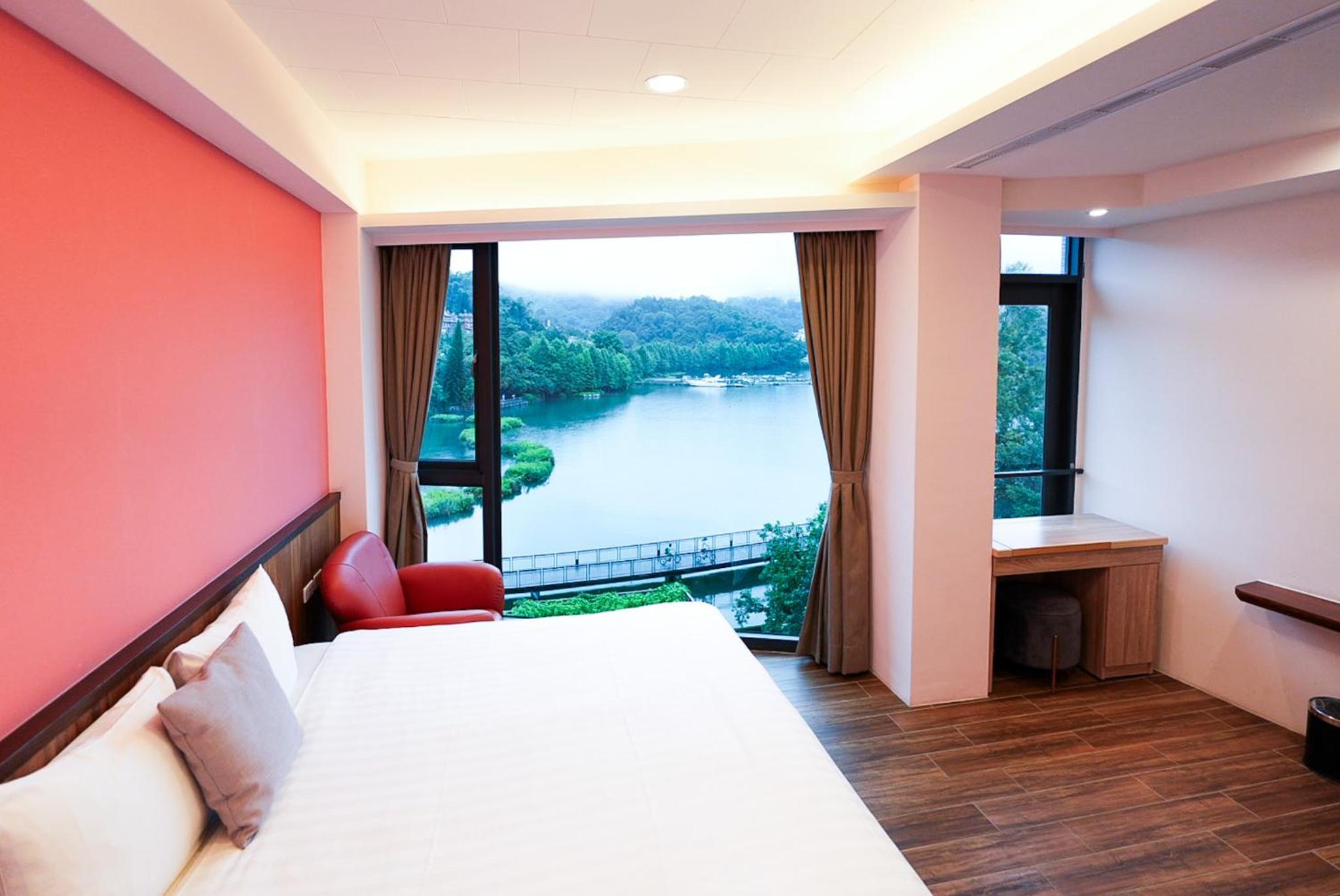 Zhaohong homestay
