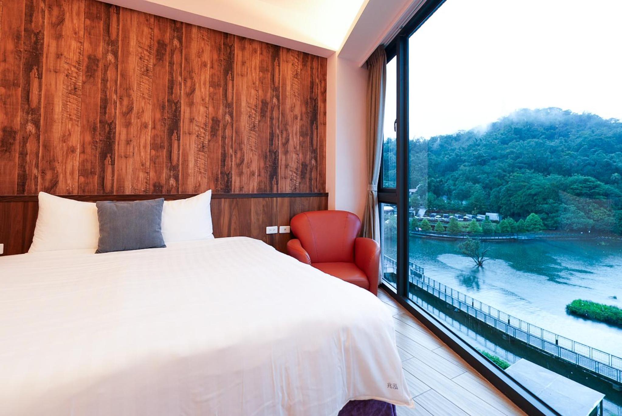 Zhaohong homestay