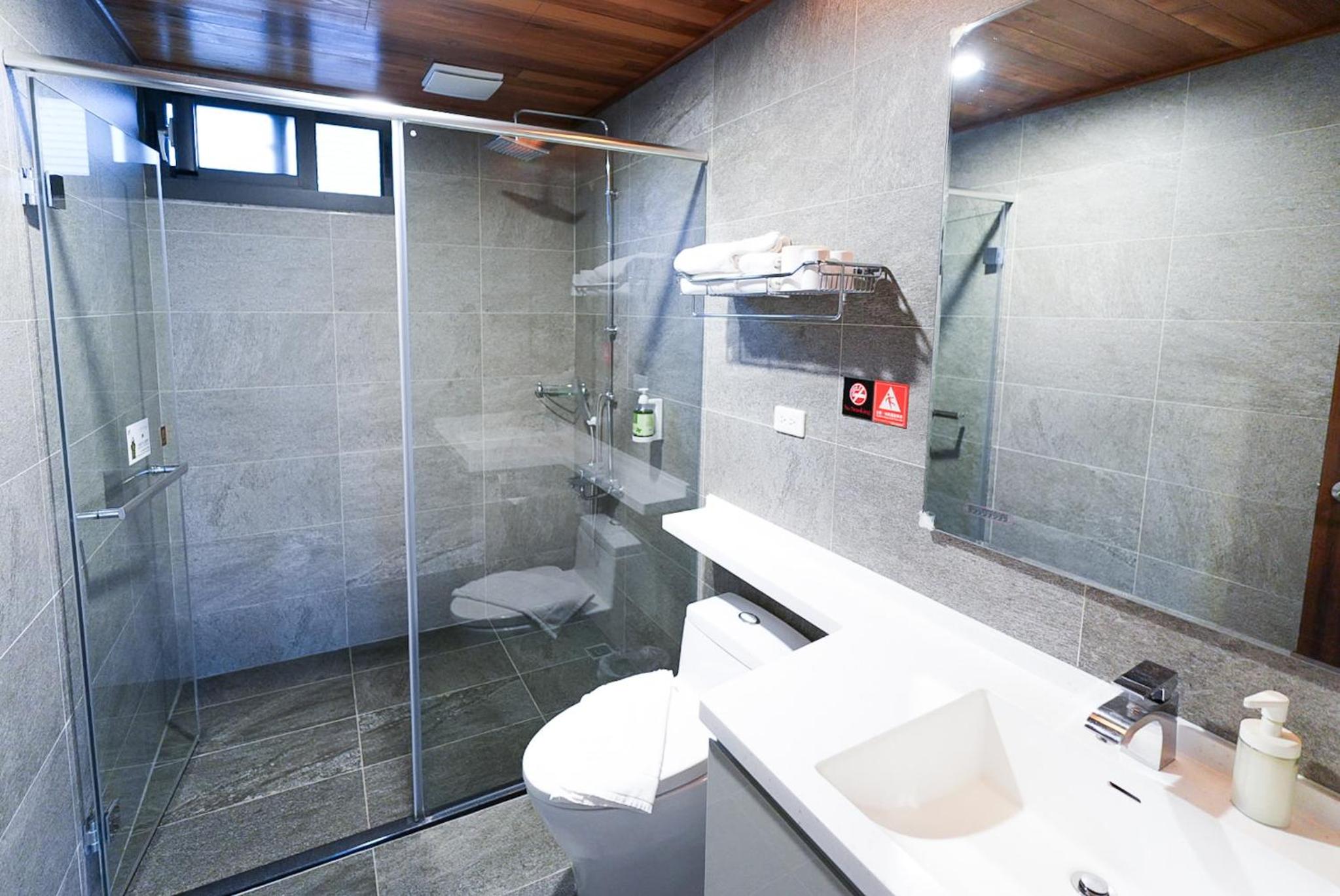 Zhaohong homestay