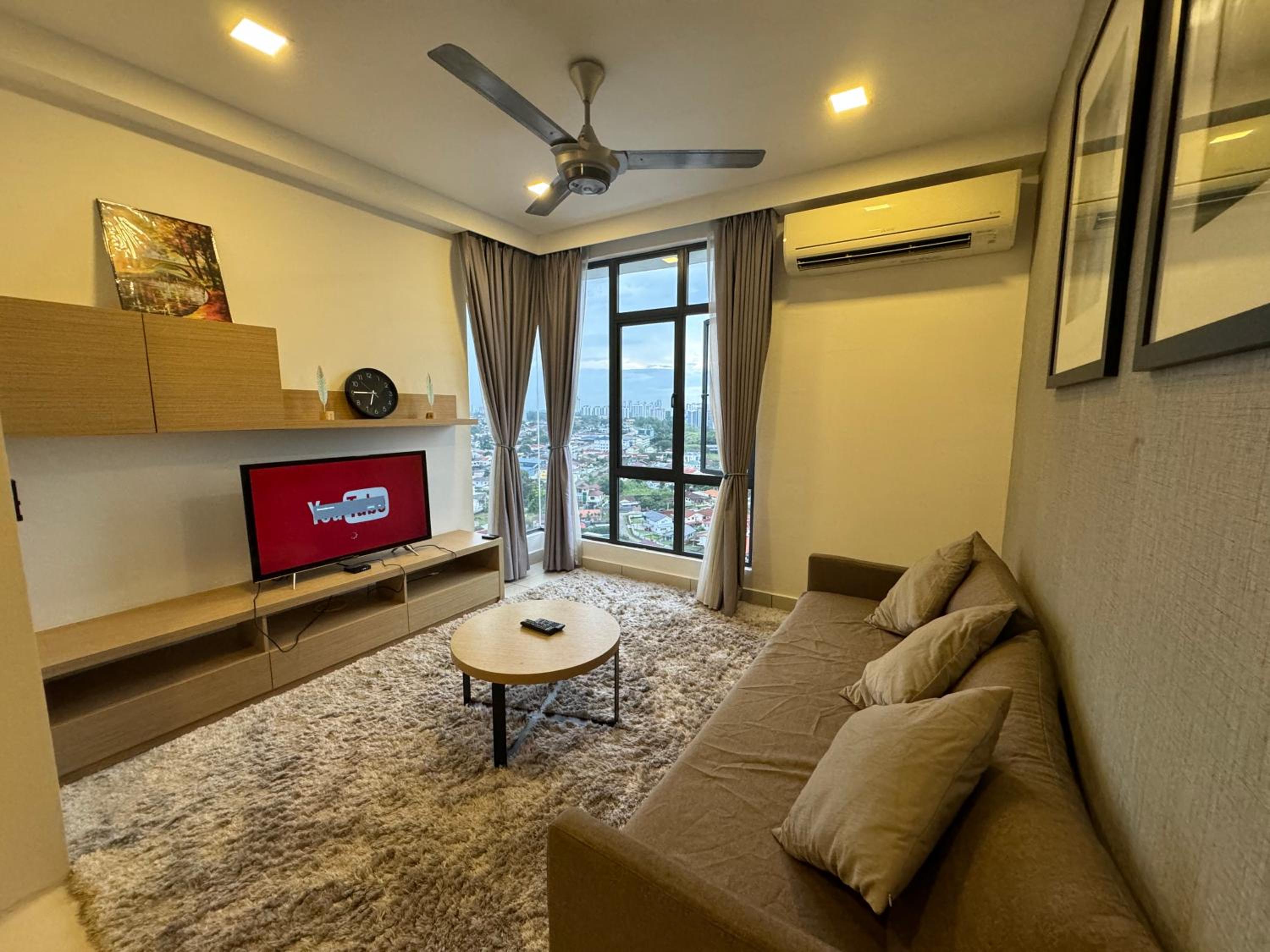 1 Tebrau Residences tiny suites by H&S Comfy Home