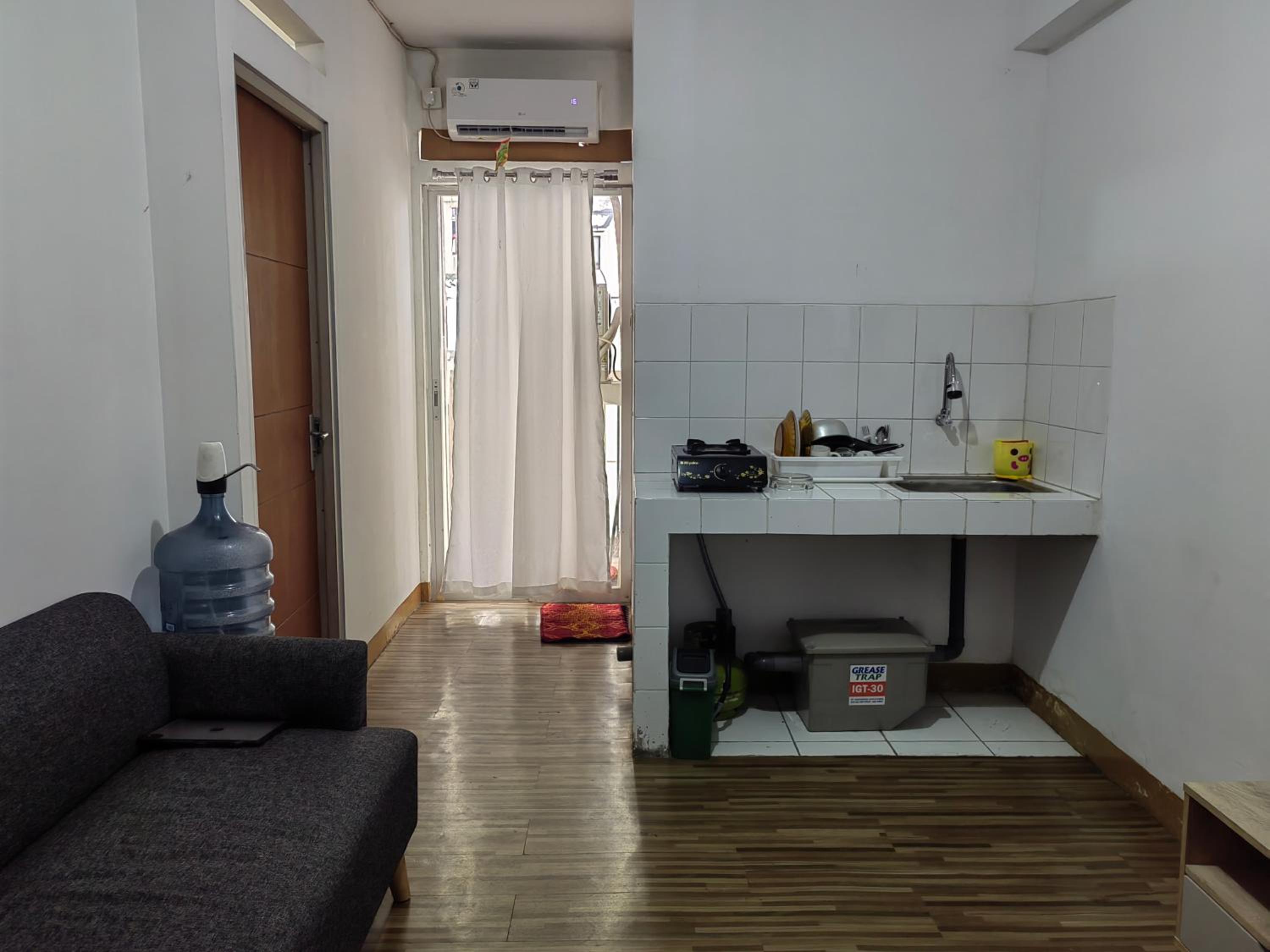 Photo 8