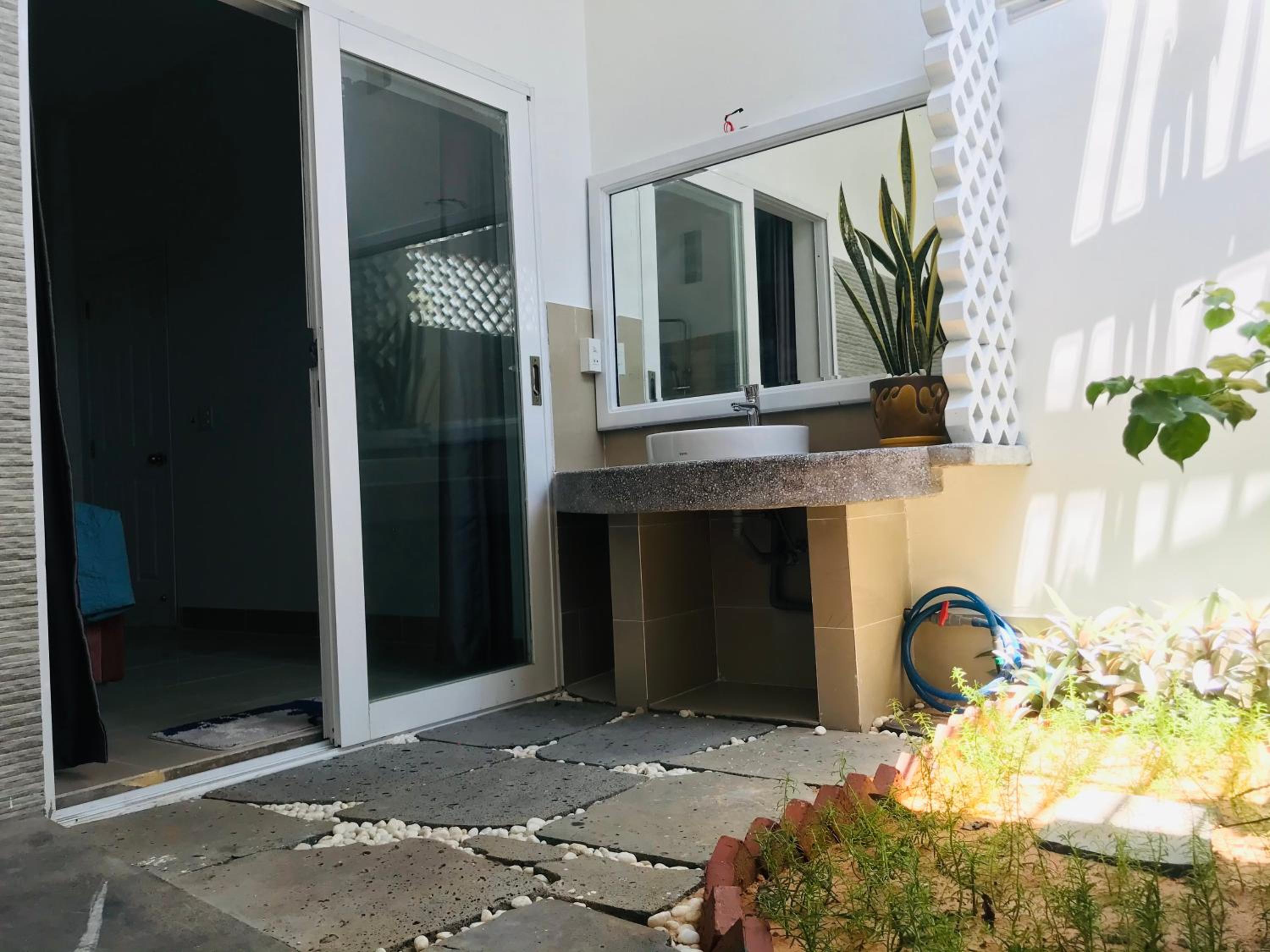 Photo 38