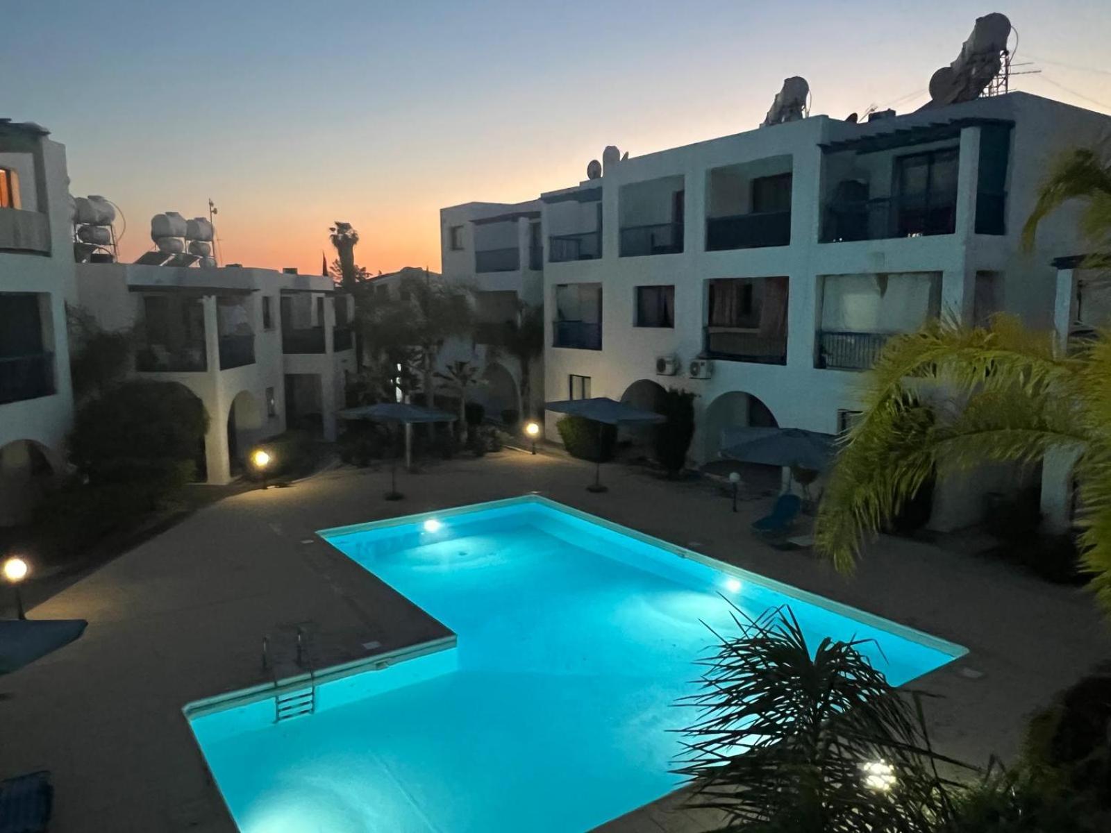Diana Oasis 1B, Pool, Center Paphos