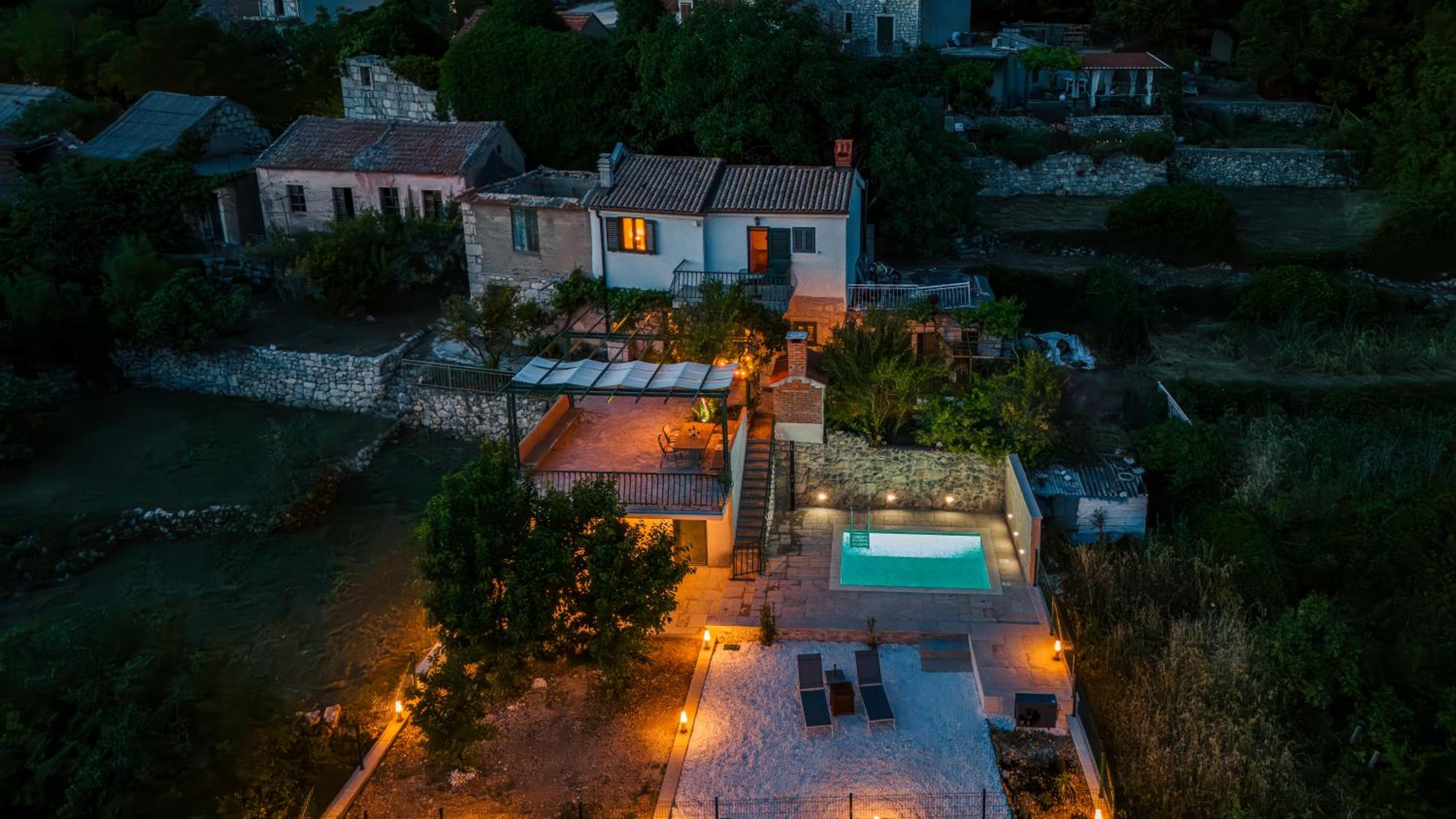 House Dida Mate - cozy house in nature with heated pool view 4