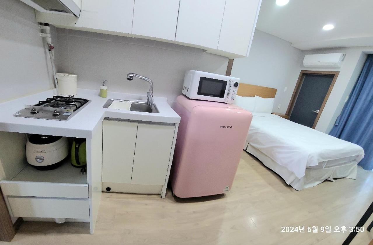 W Ocean Pension