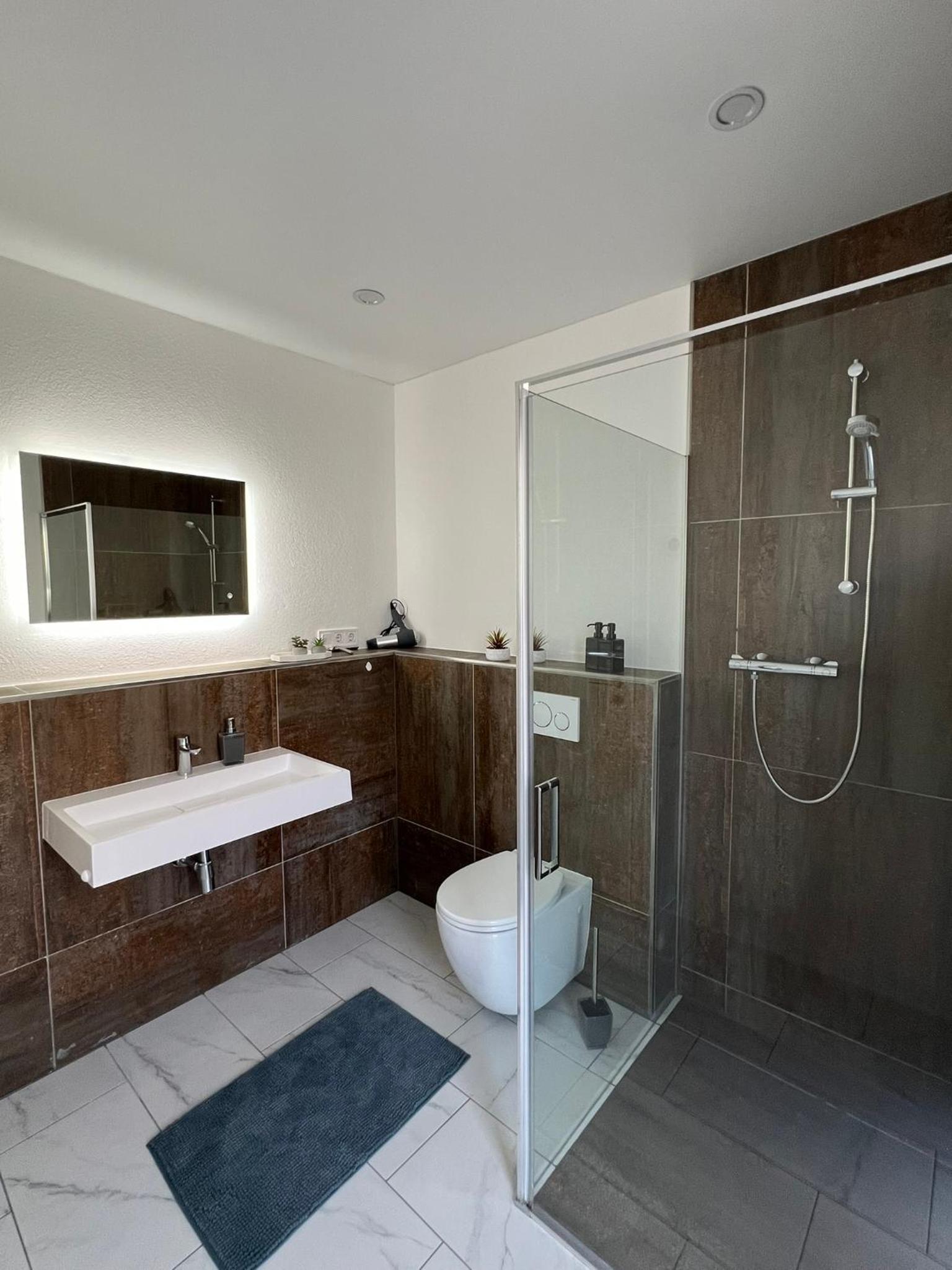 Stylische Wohnung, toller Ausblick Selbst-Check-in