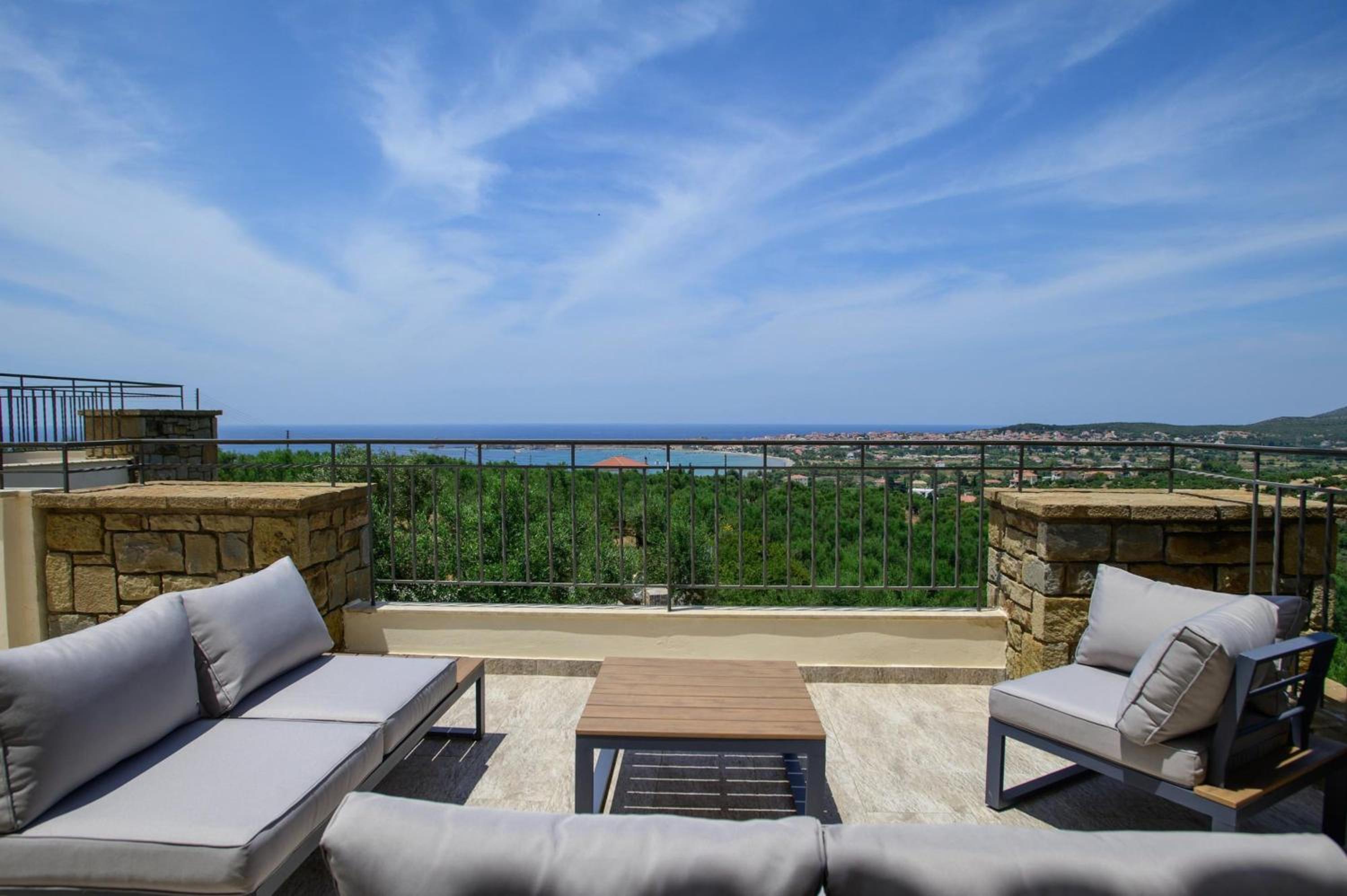Modone Villas in Peloponnese