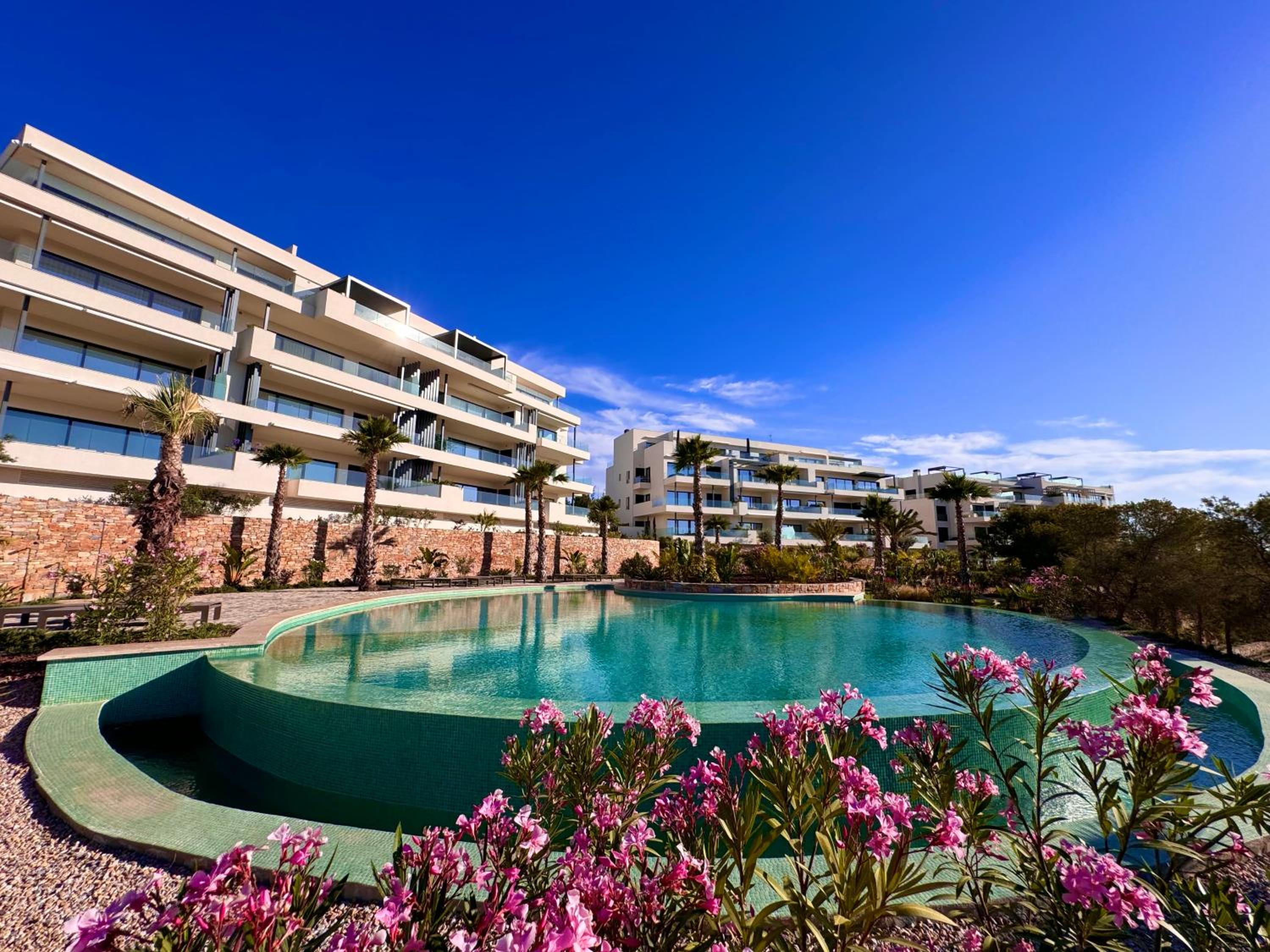 Hotel Casa Torwoods Las Colinas - Image 1