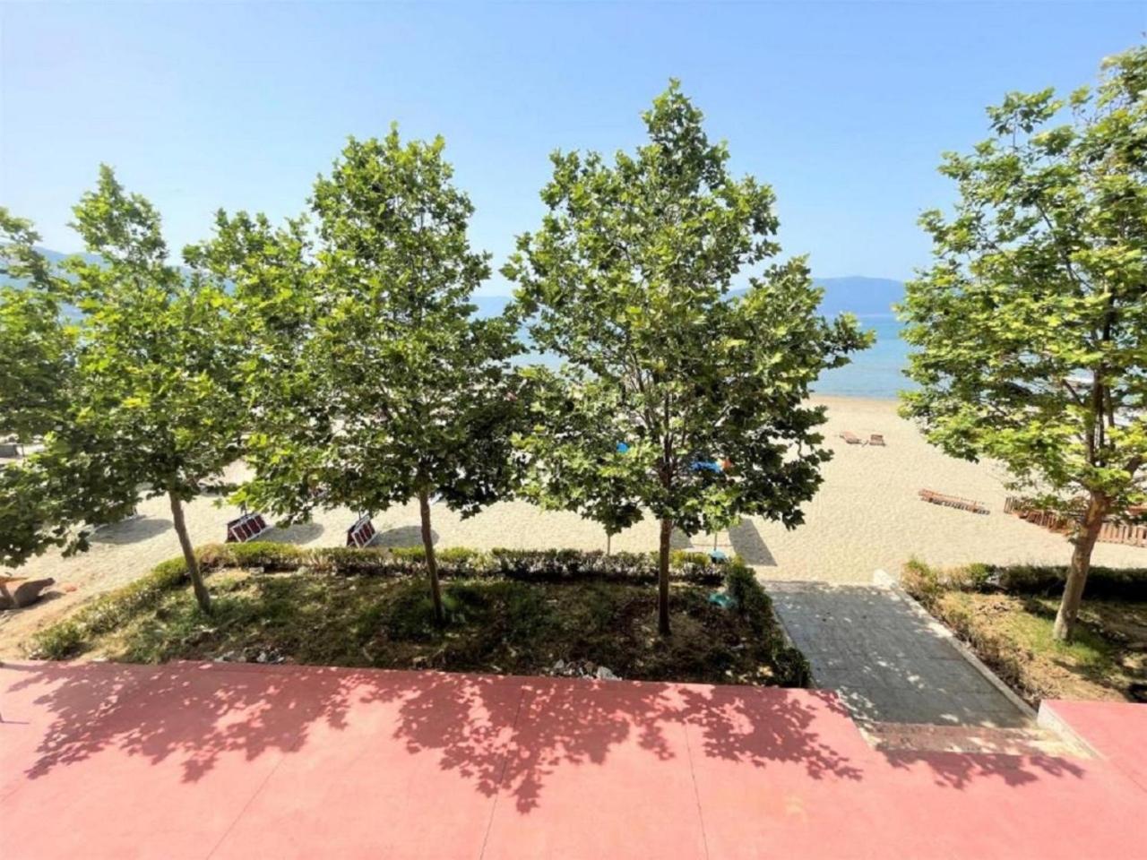 Beach & Chill Apartments