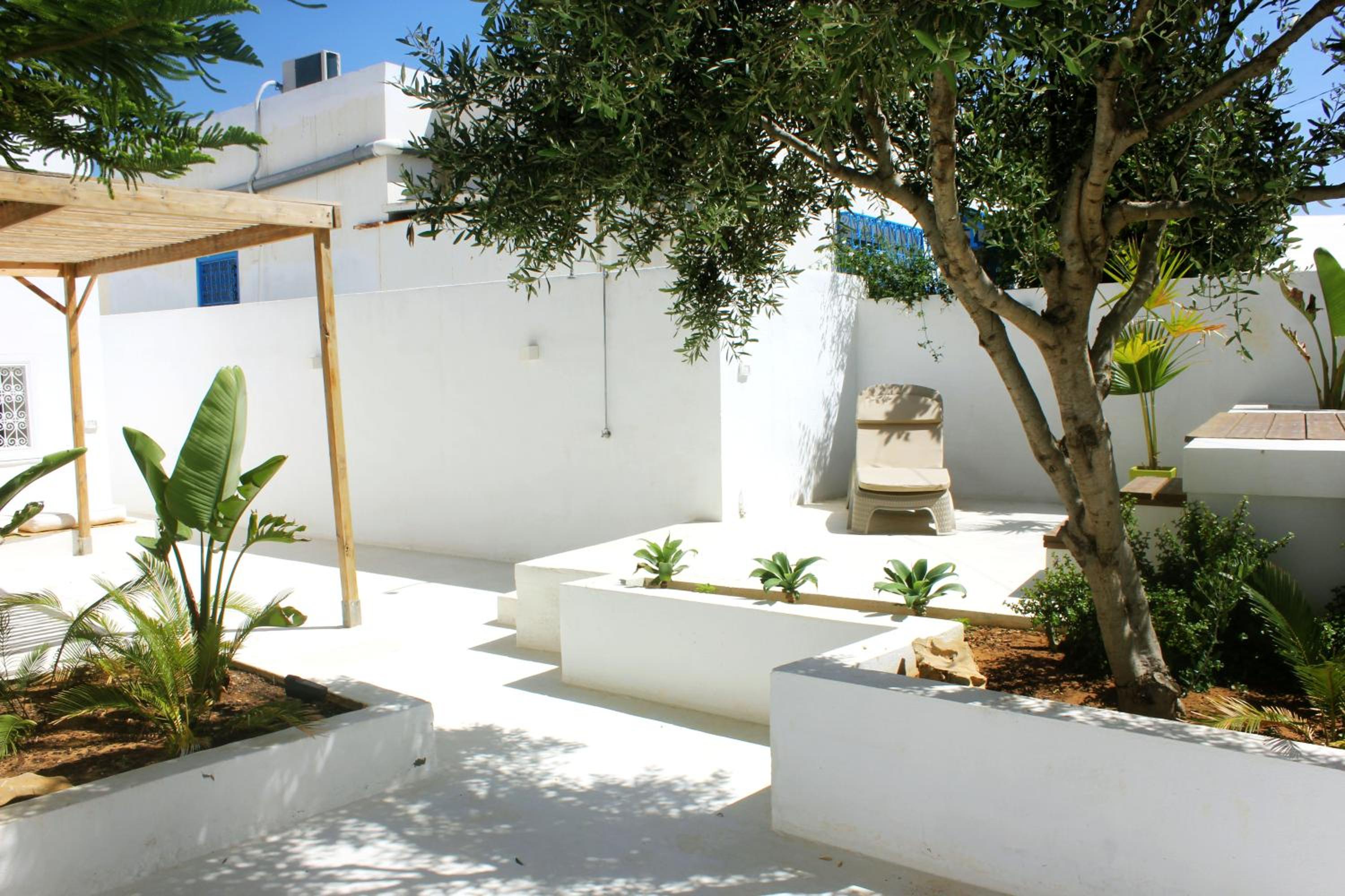 Photo 16