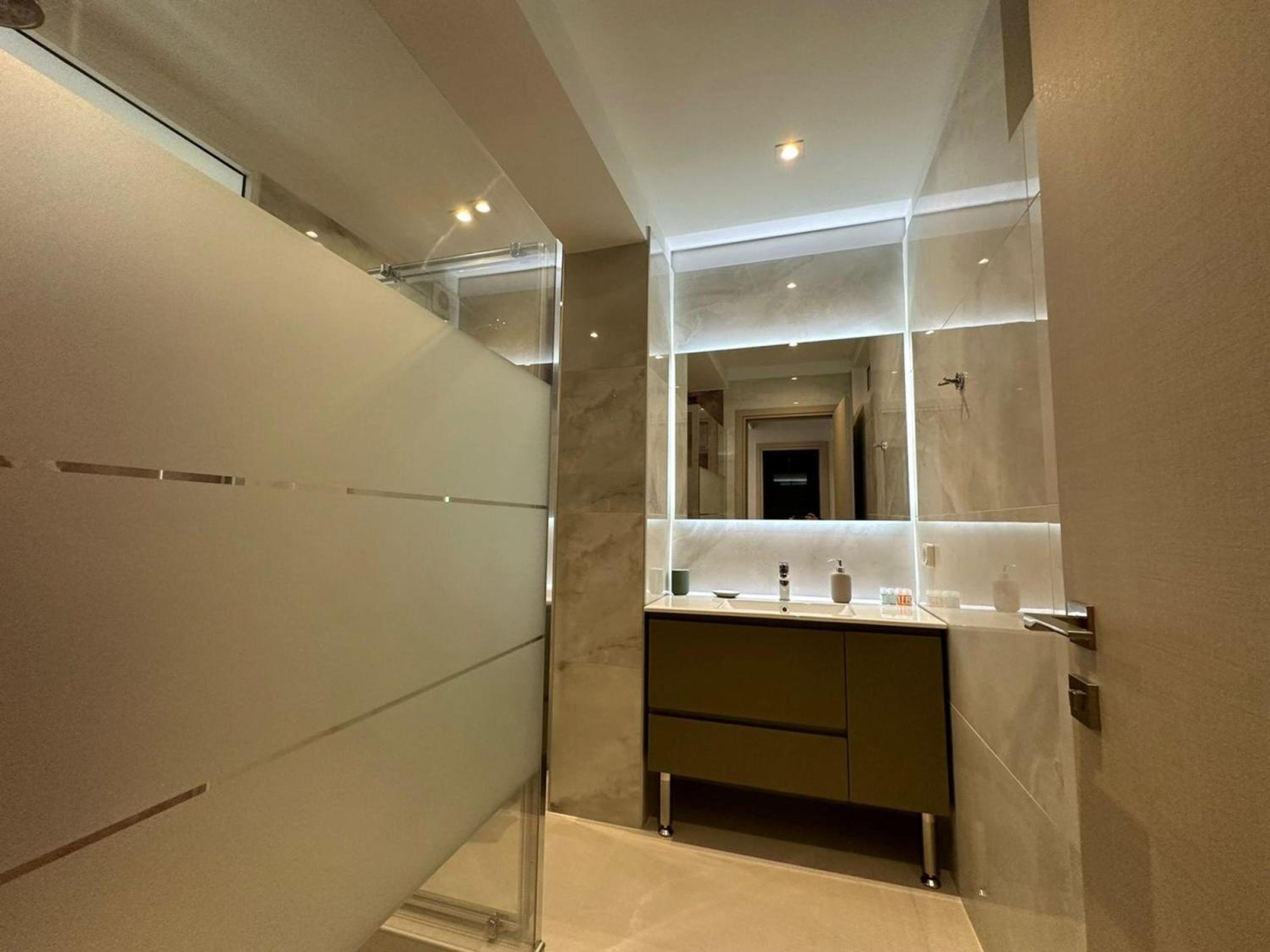 Elpida Luxury Apartments Suites