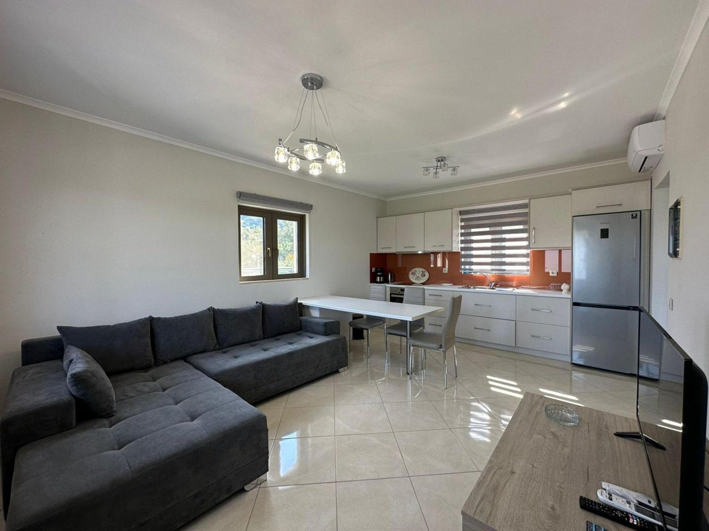 Elpida Luxury Apartments Suites