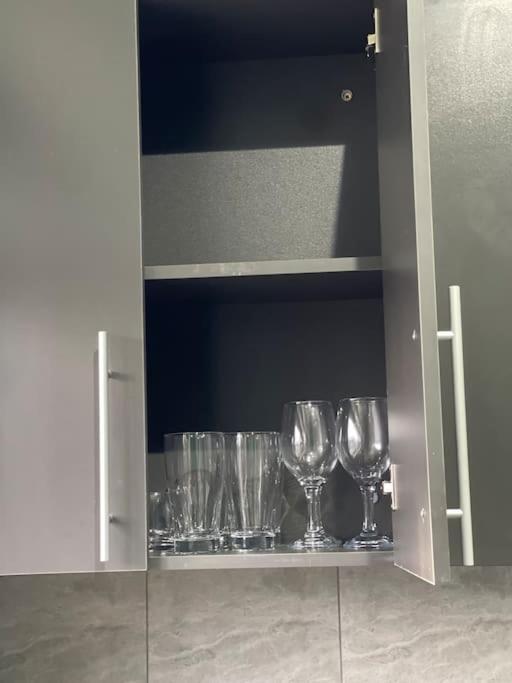 Spacious 2 bedroom apartment view 5