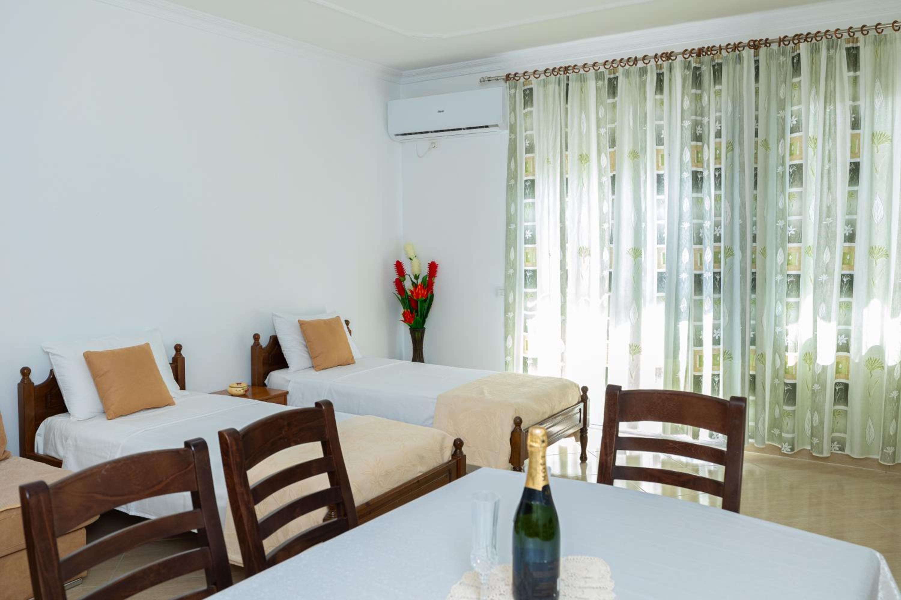 Lucas Apartments Rental
