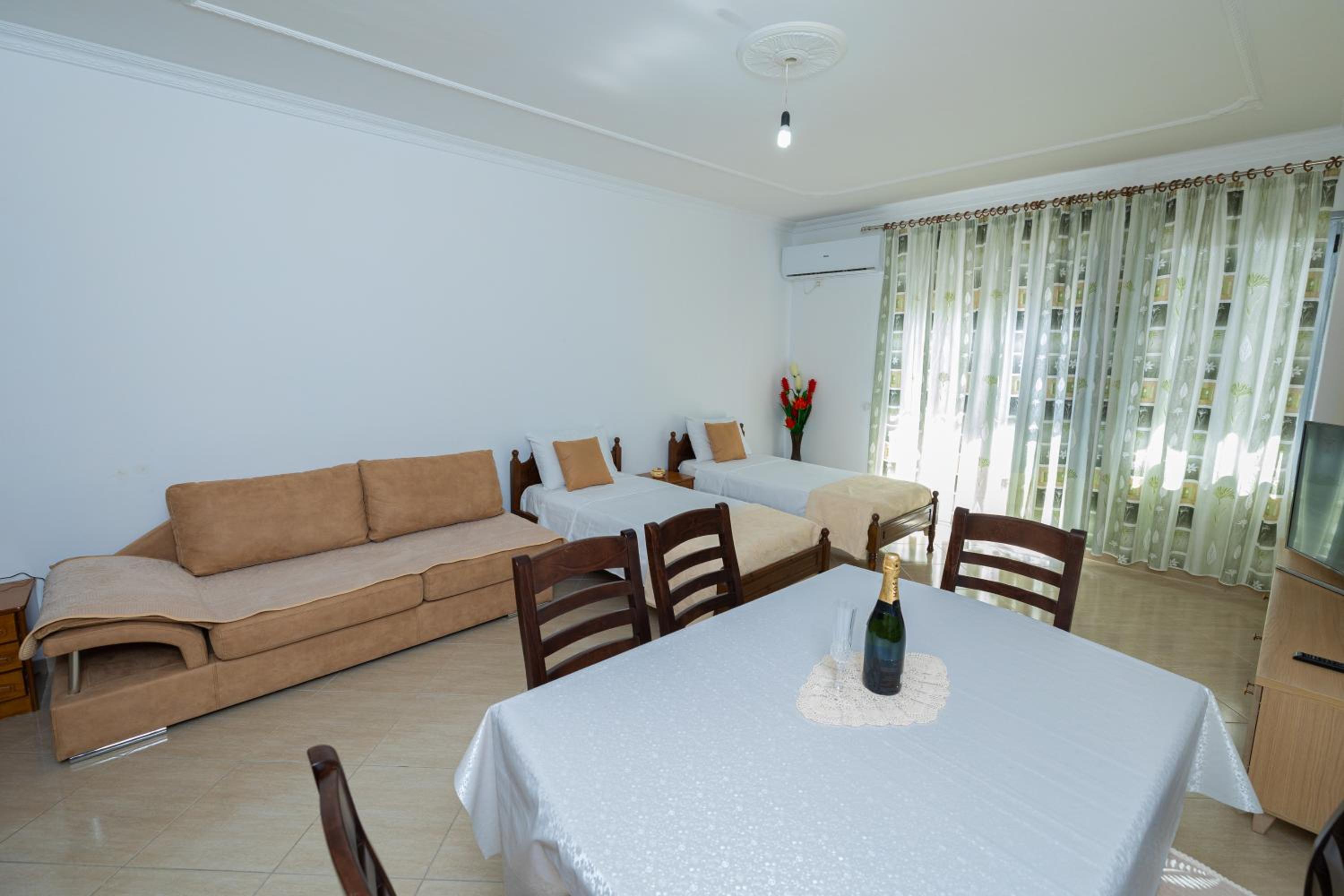 Lucas Apartments Rental