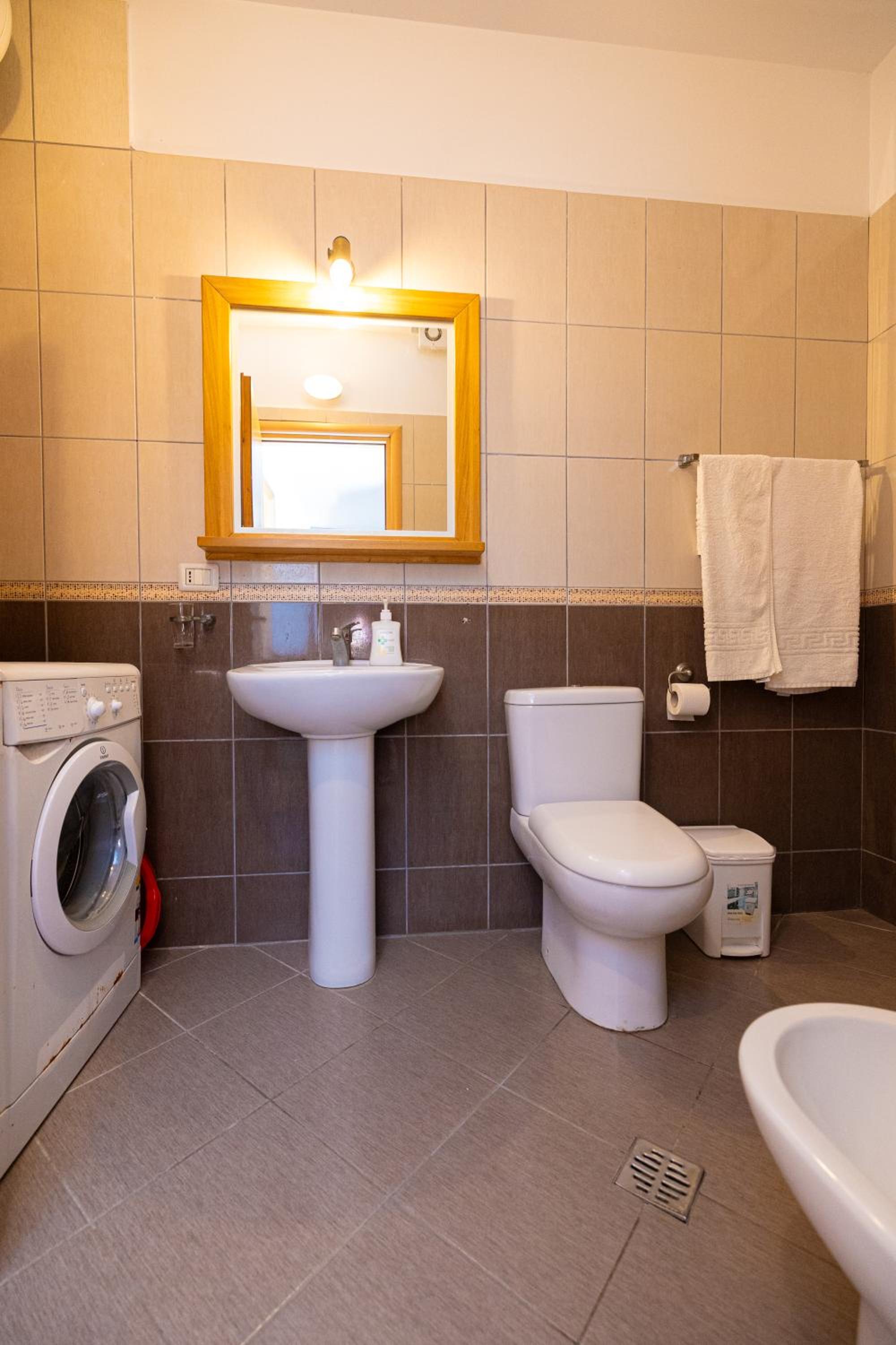Lucas Apartments Rental