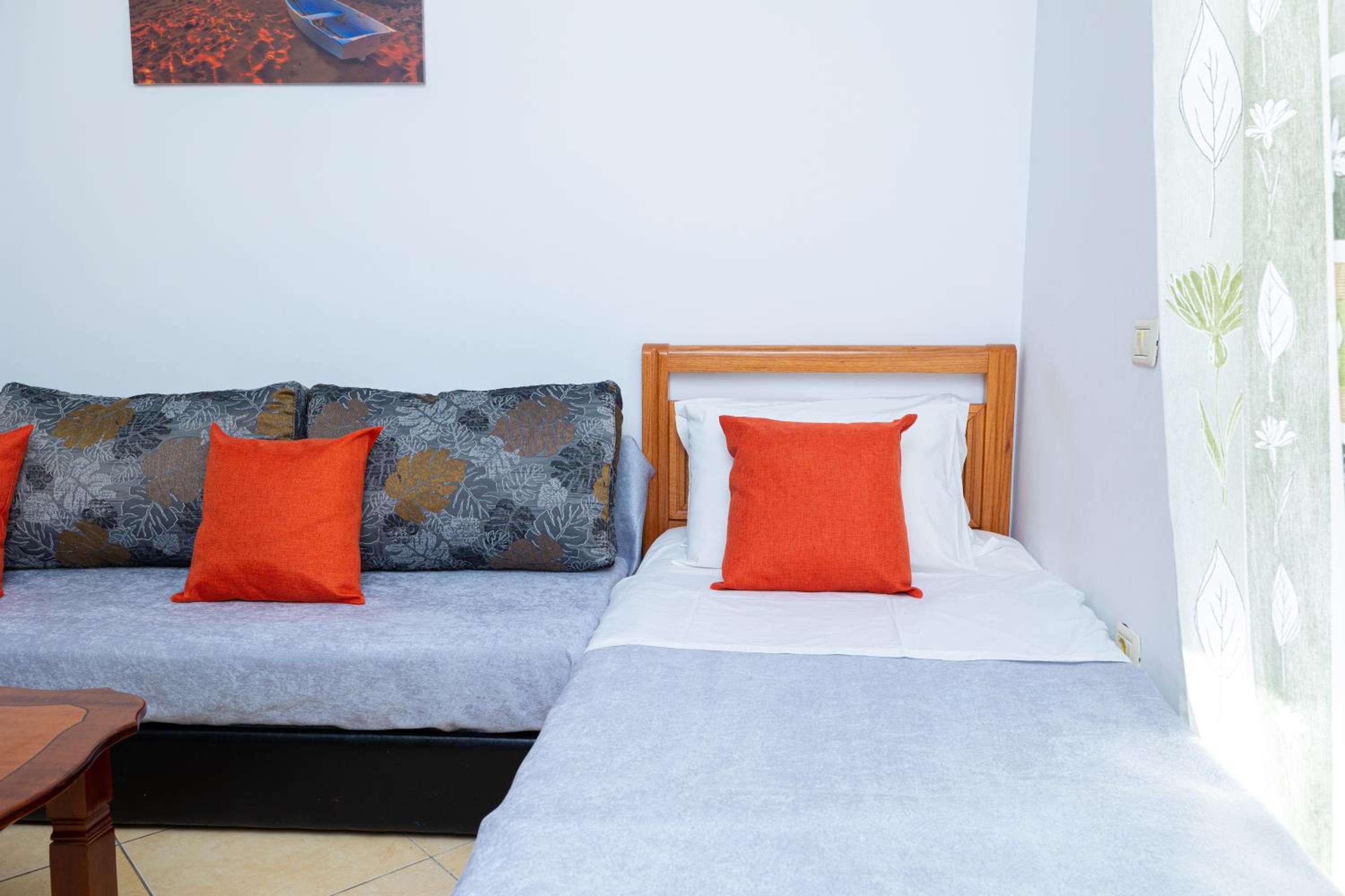 Lucas Apartments Rental