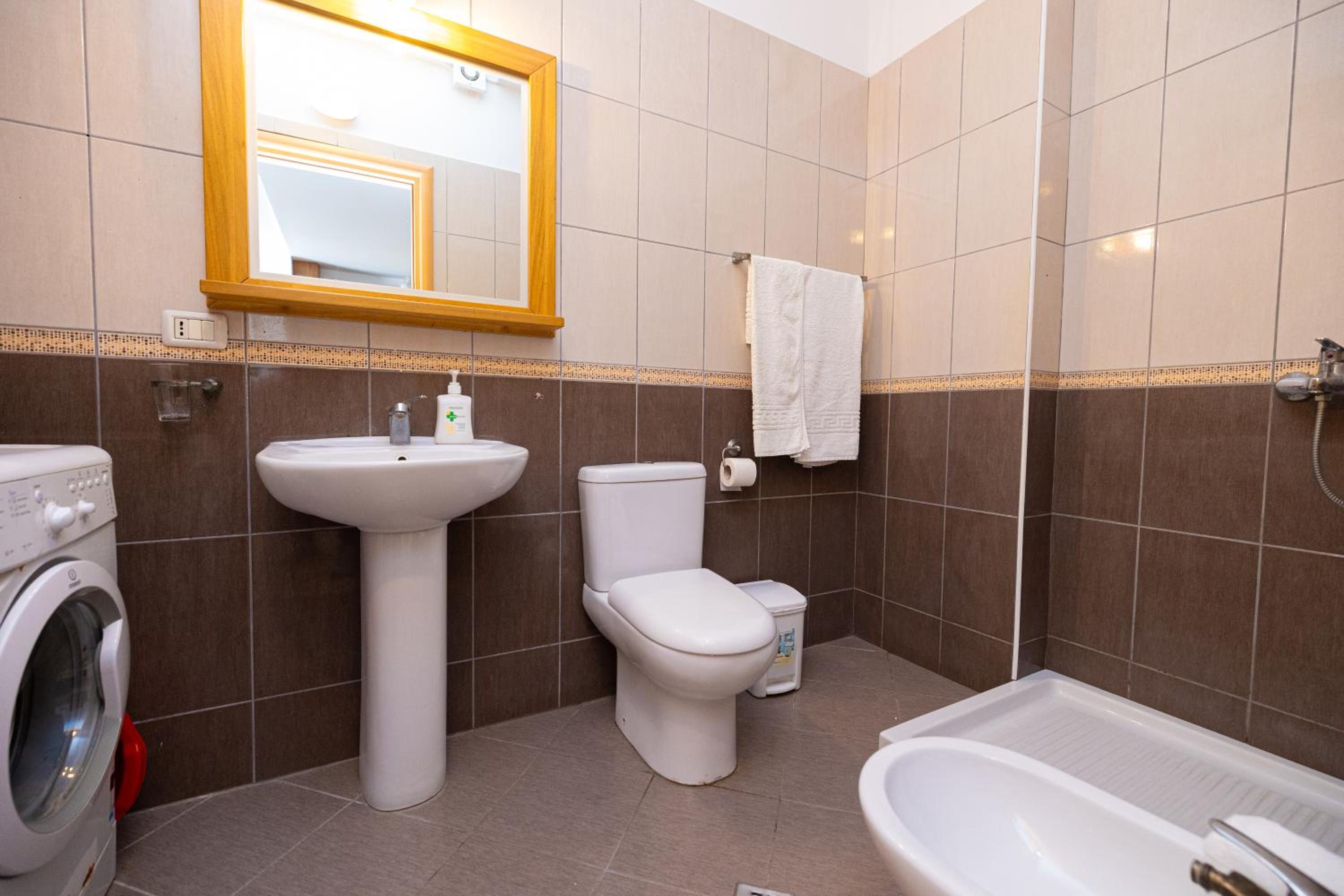 Lucas Apartments Rental