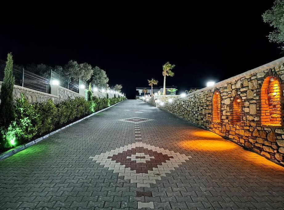 DOĞA İle İÇ İÇE KİRALIK VİLLA