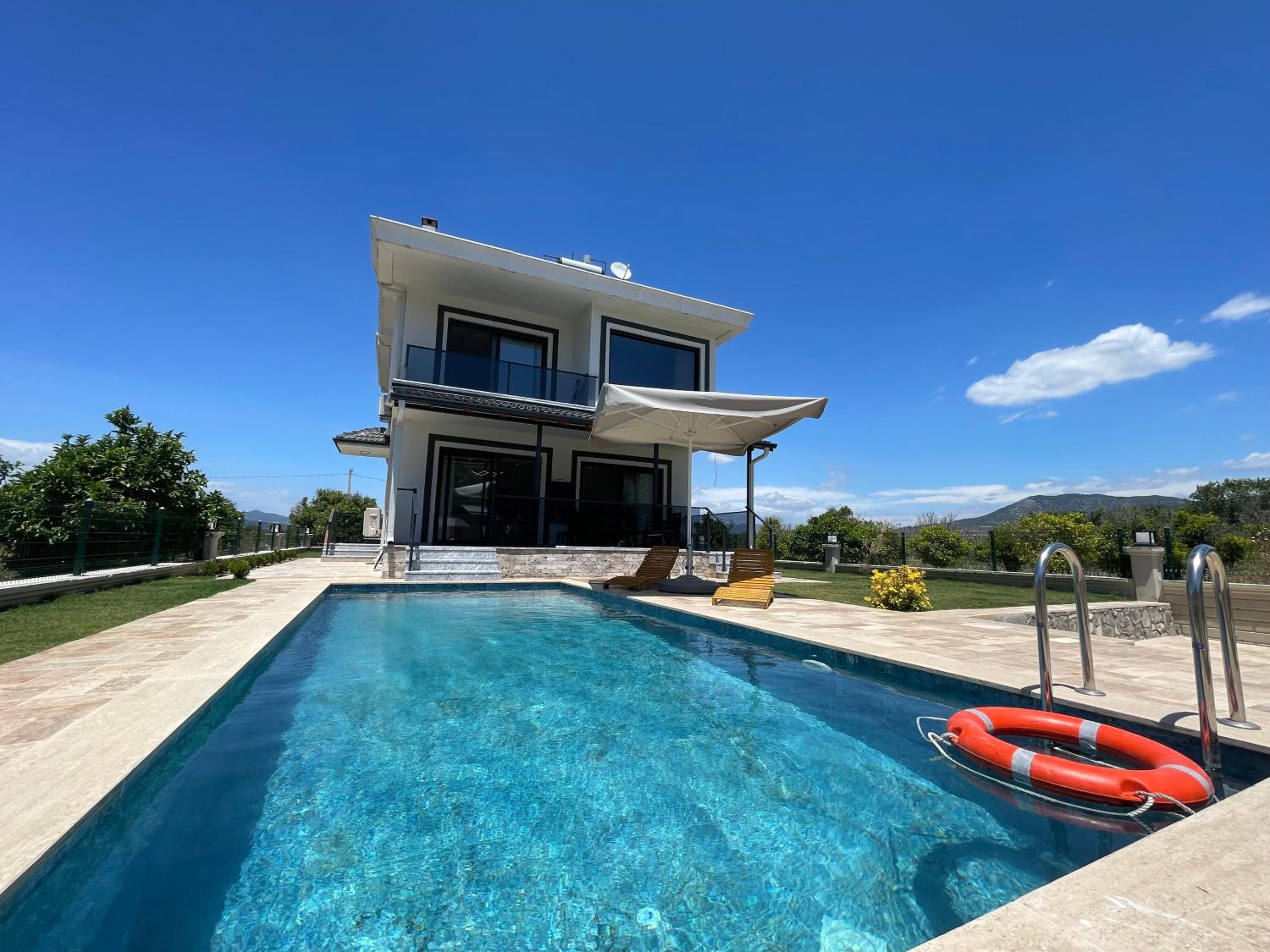 Villalakehouse