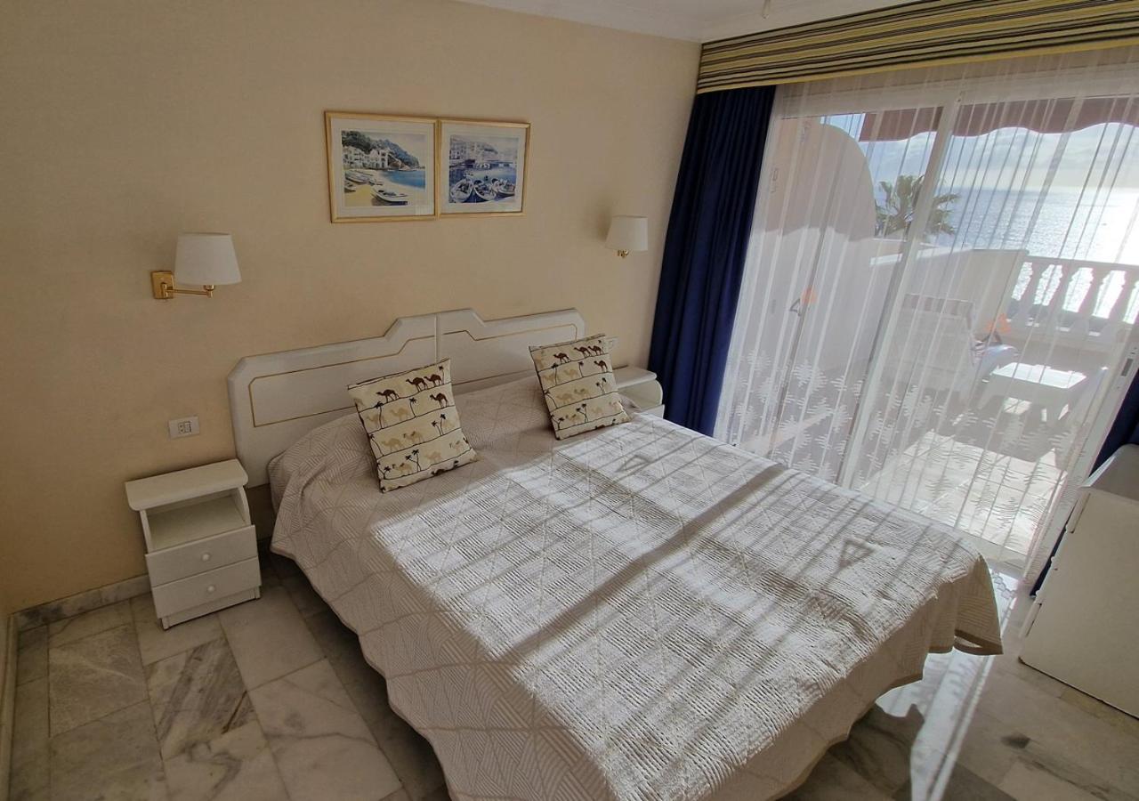 Panoramic OCEAN VIEW apartment