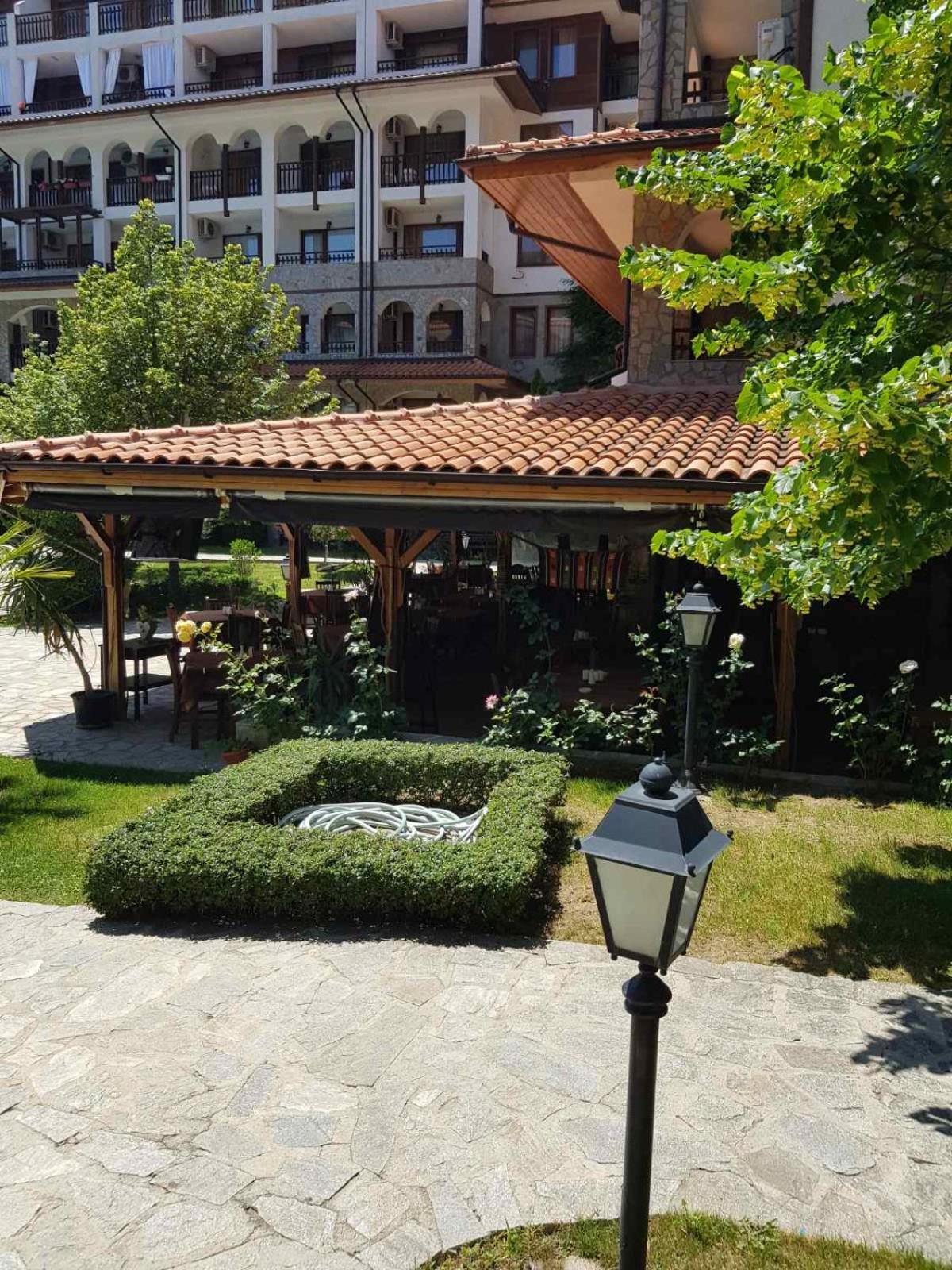 Quiet apartment in Olymp
