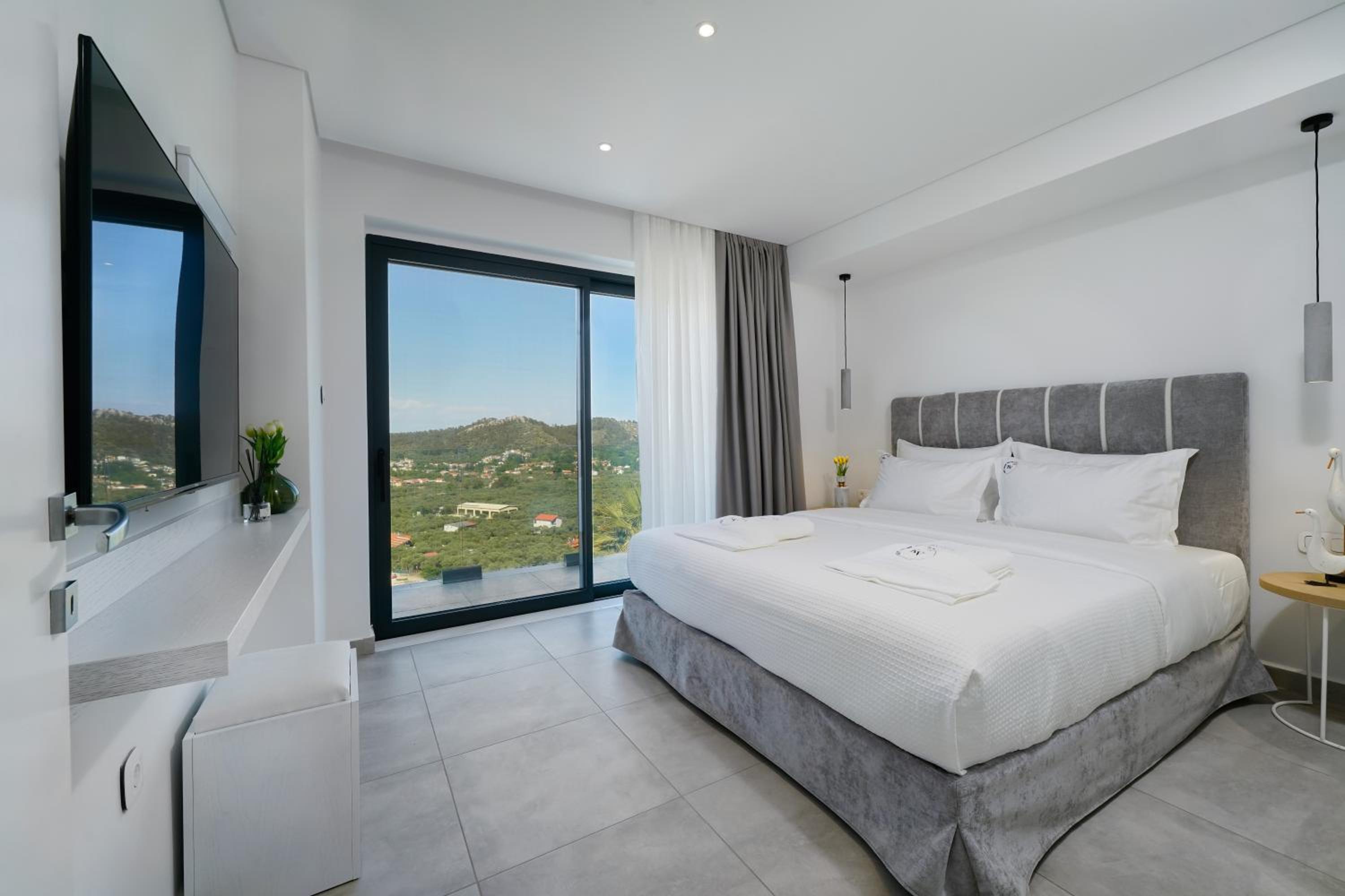Kefi Luxury Villas view 5